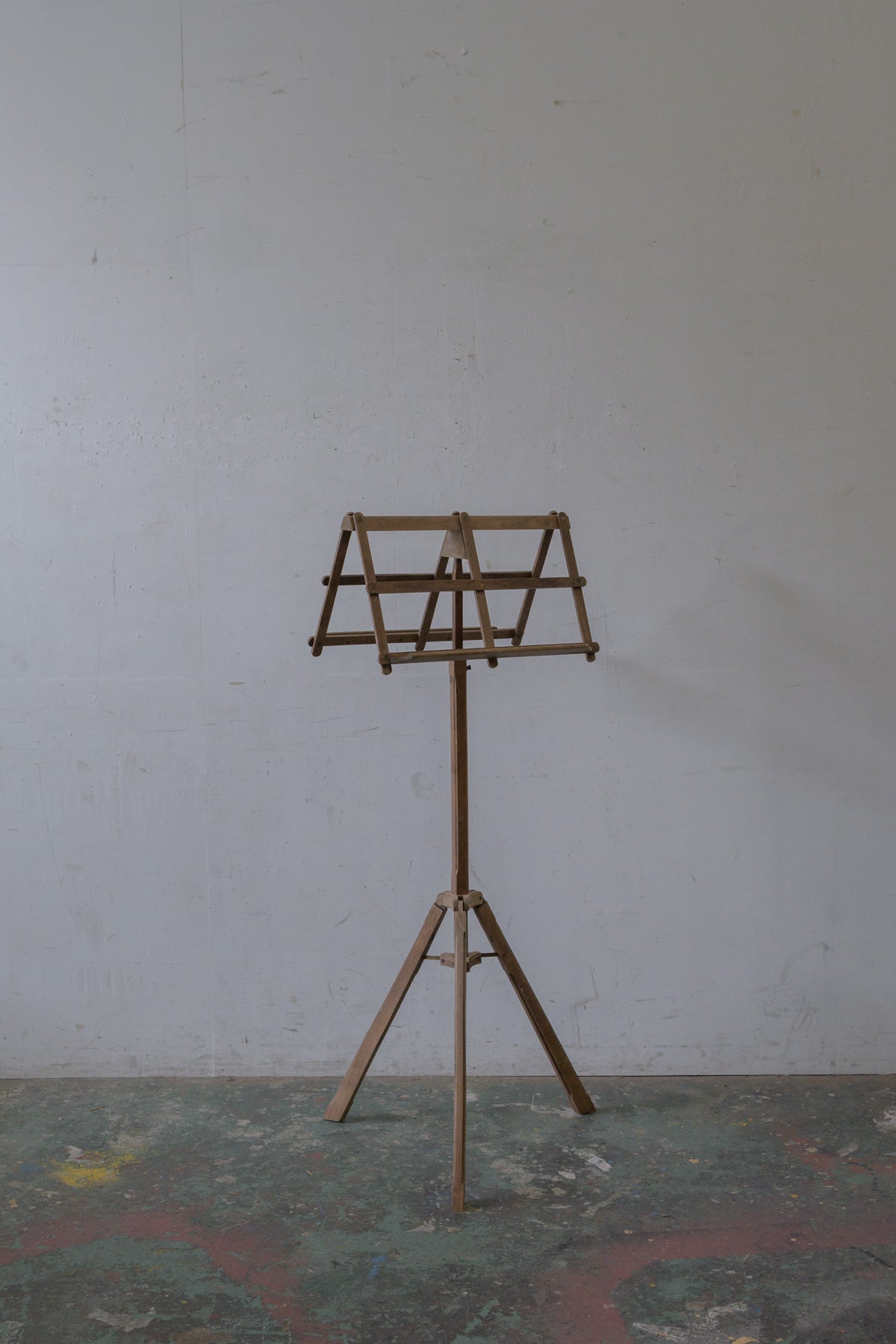 #0345 musical stand