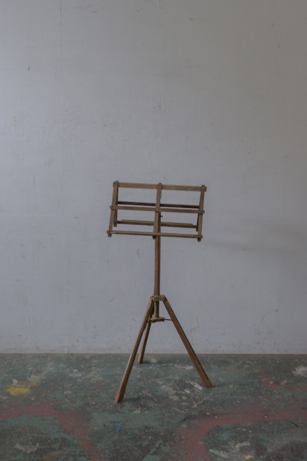 #0345 musical stand