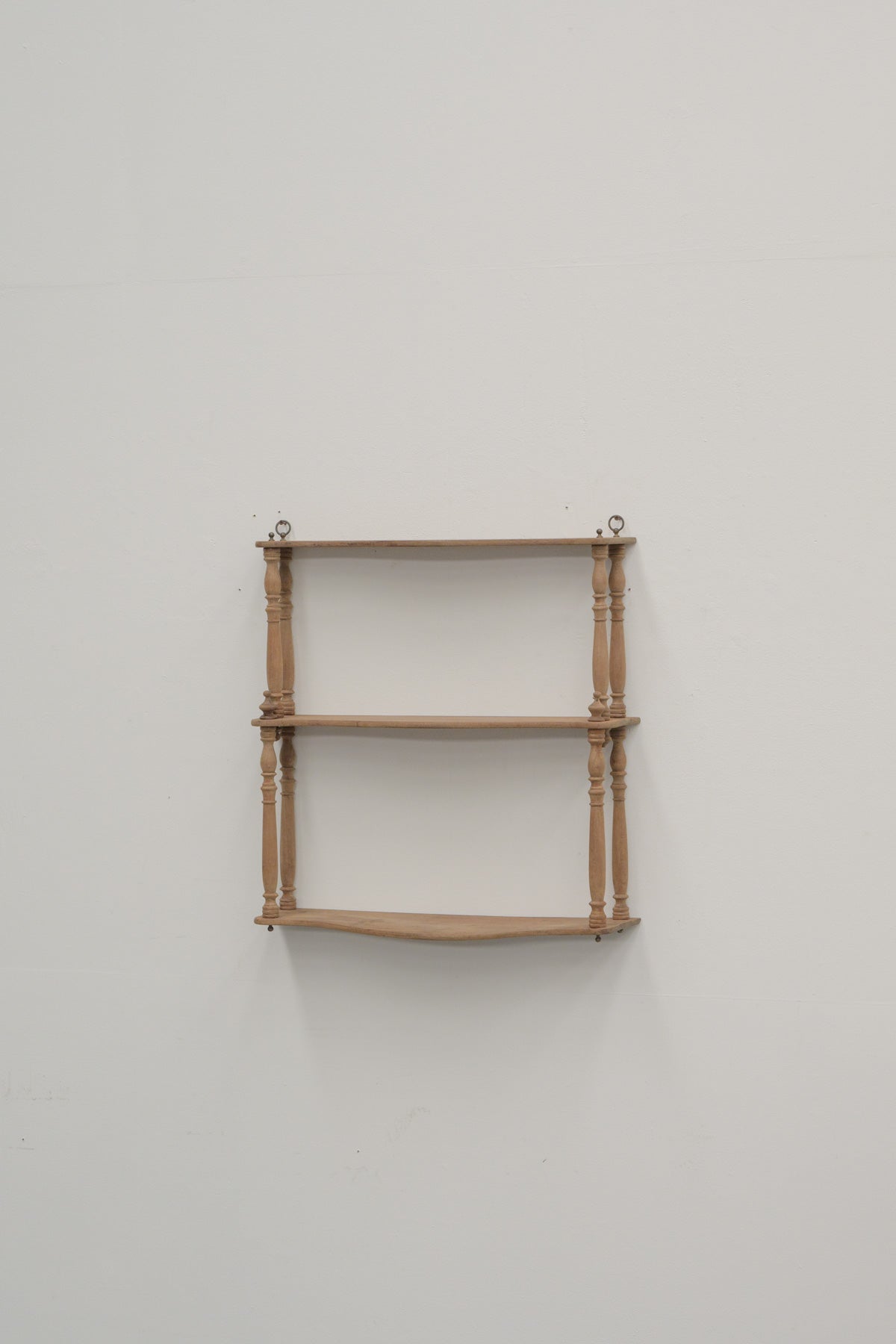 #0819 shelf