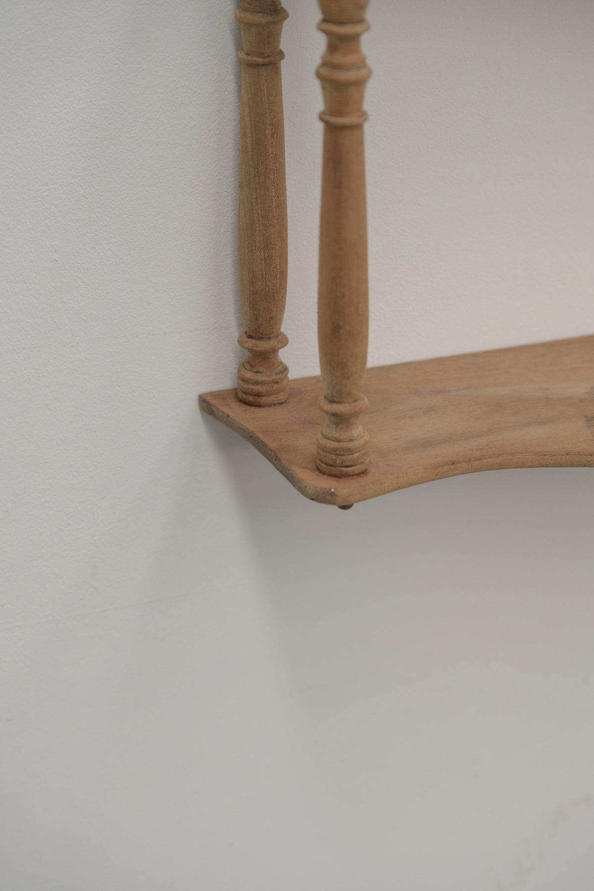 #0819 shelf