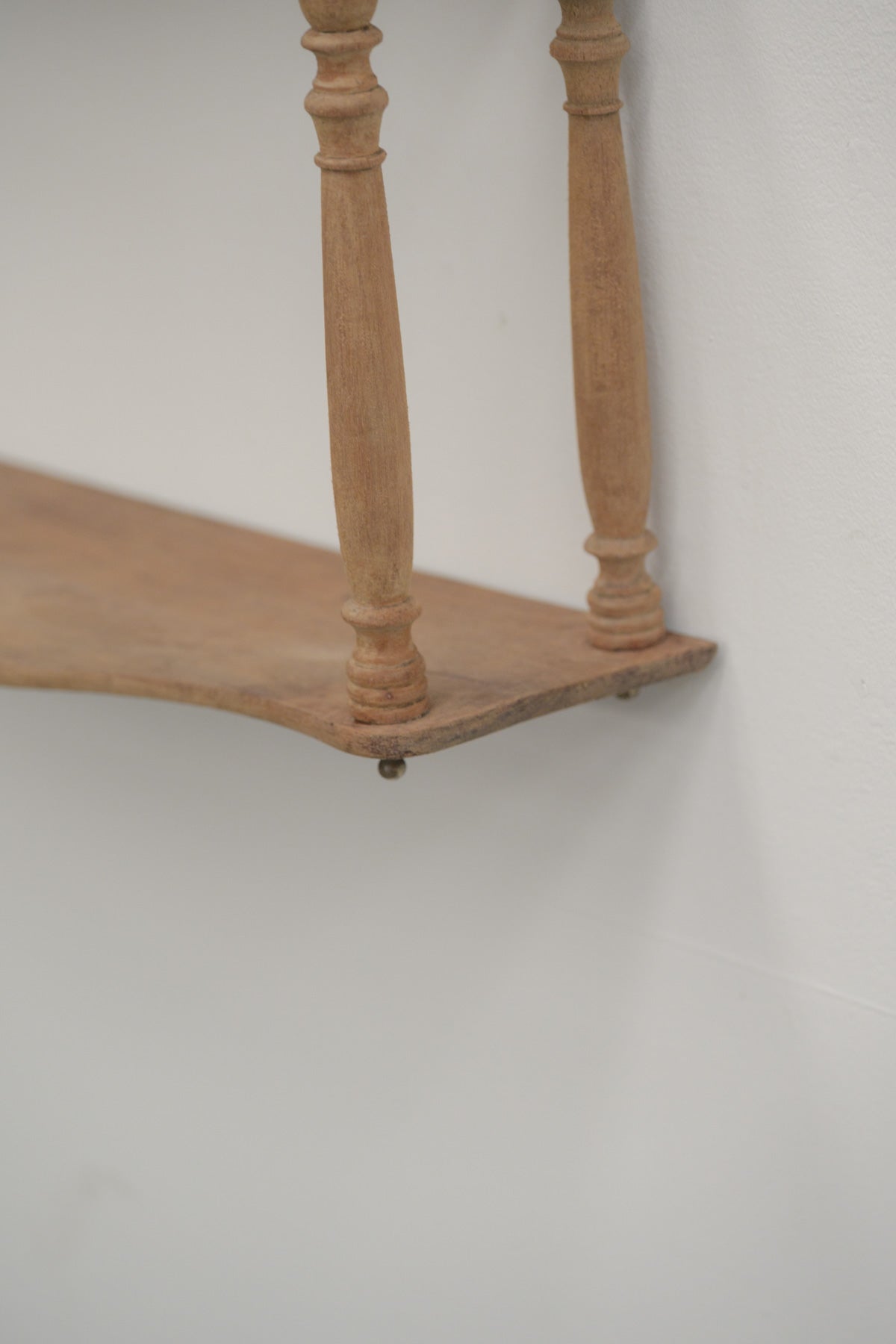 #0819 shelf