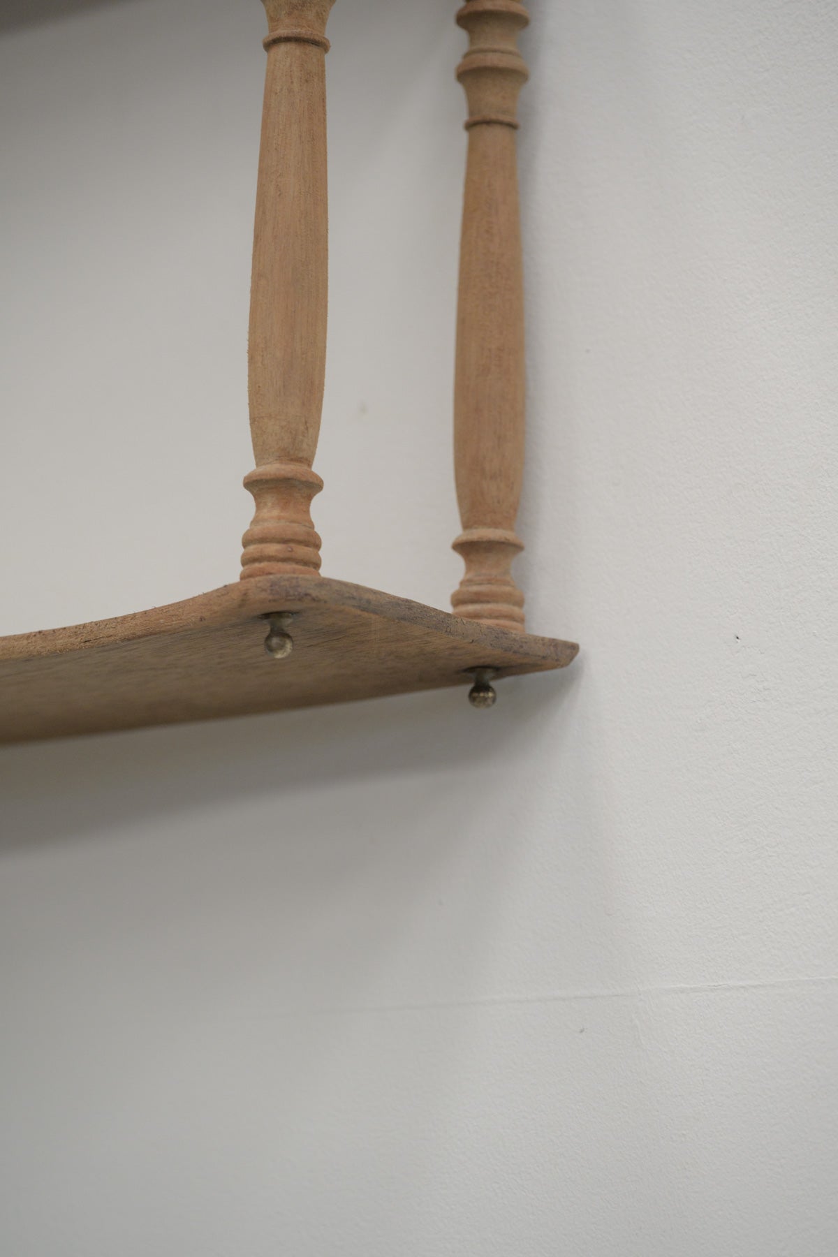 #0819 shelf