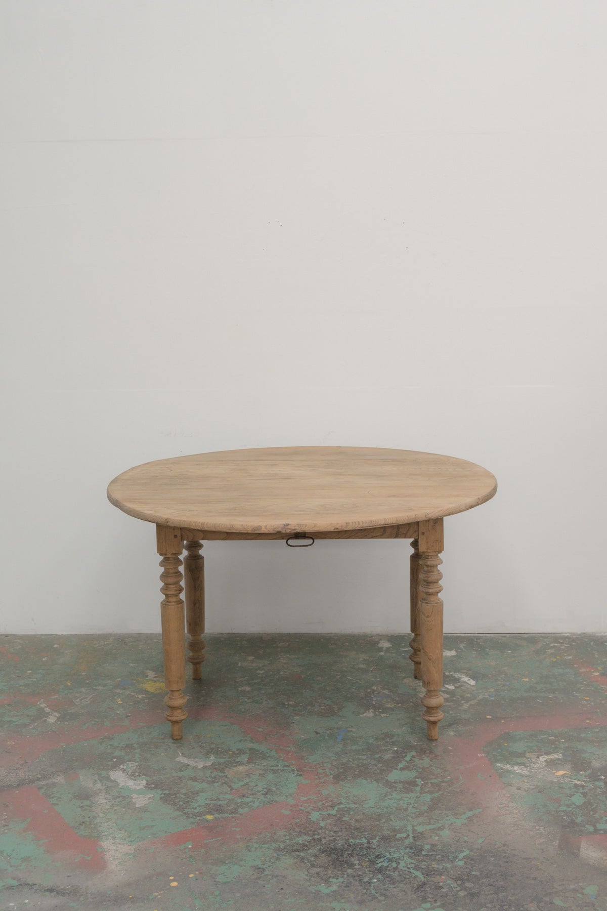 #0820 round table