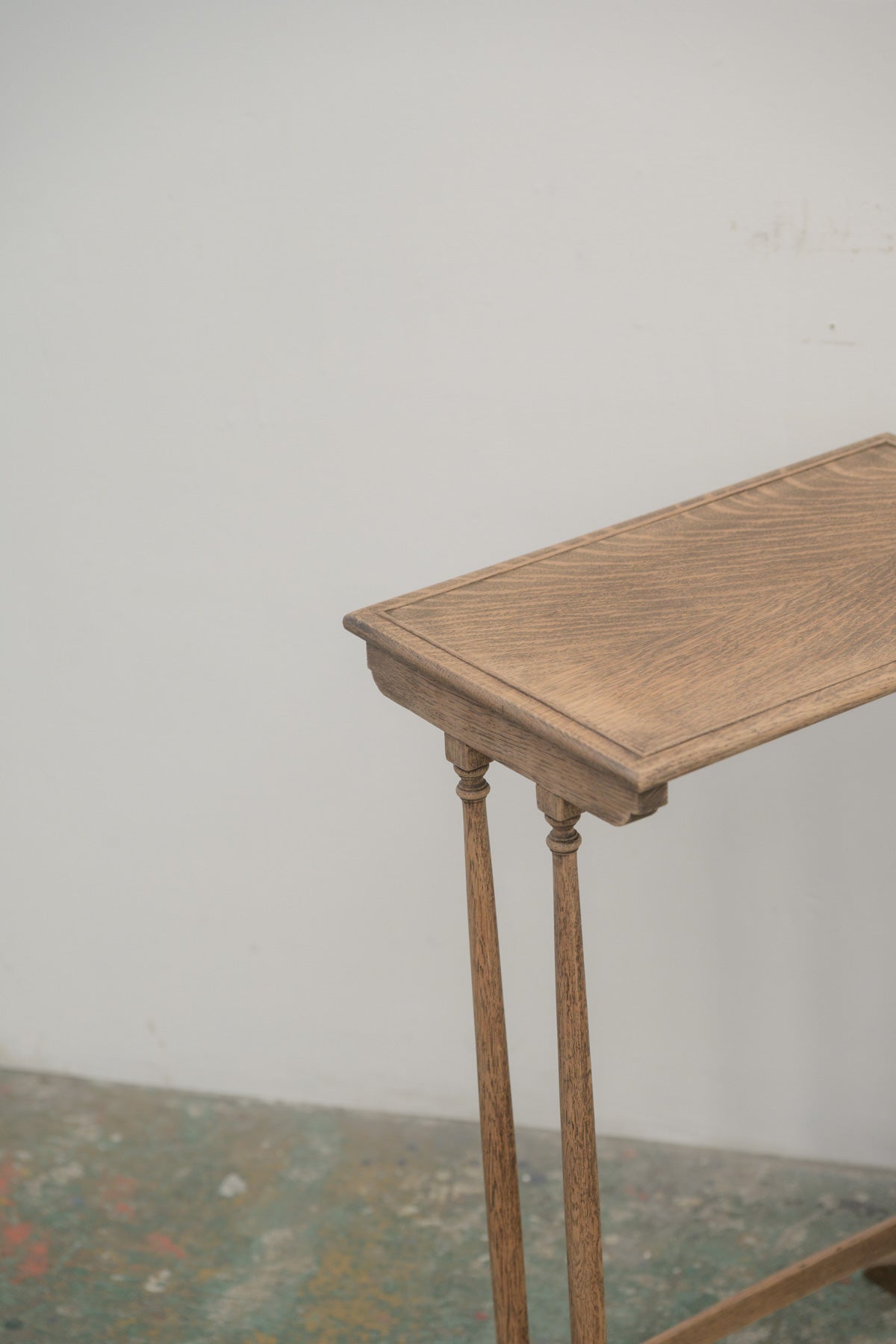 #0822 nest table