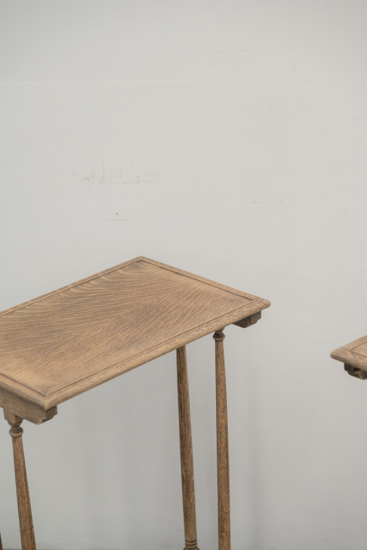 #0822 nest table