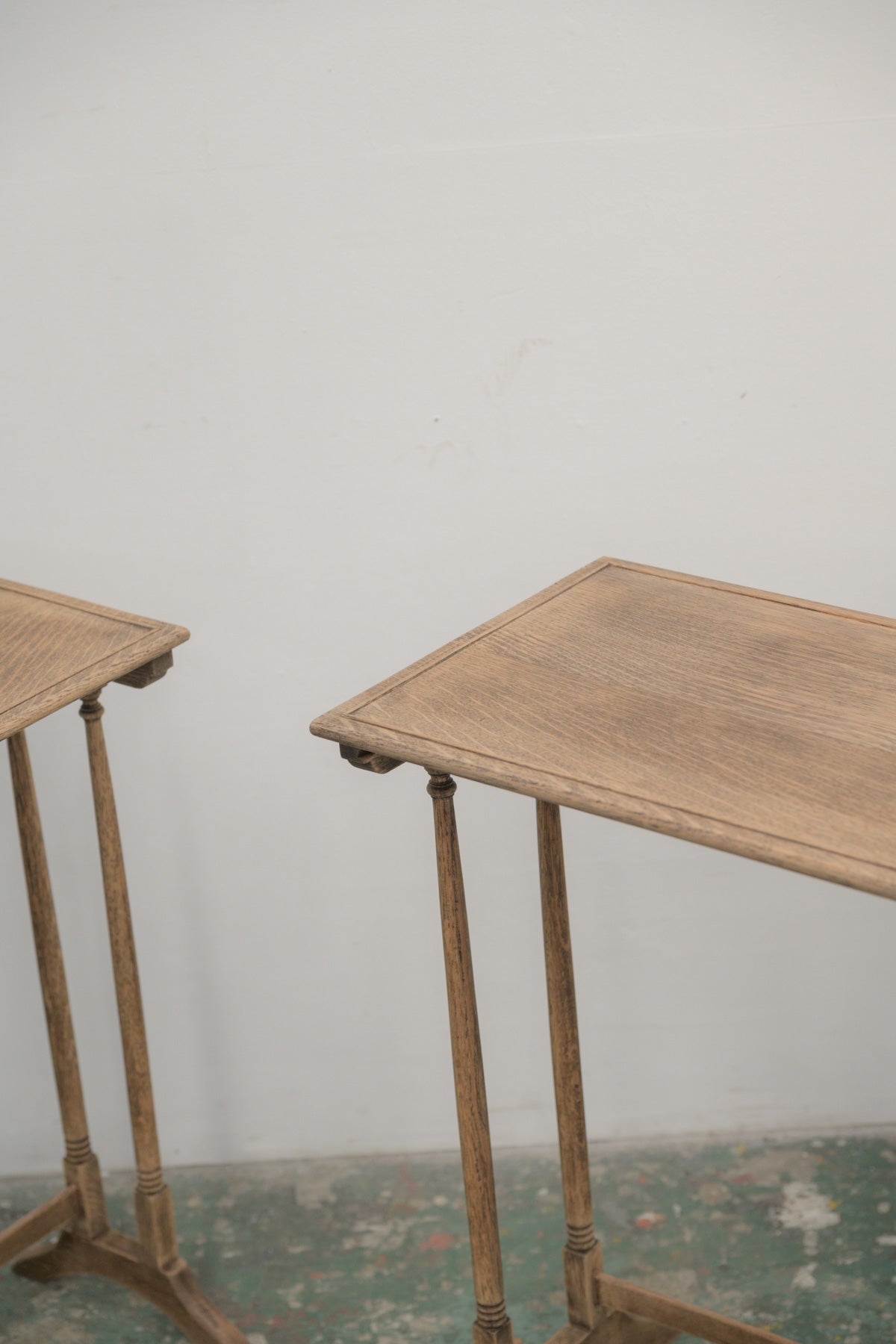 #0822 nest table