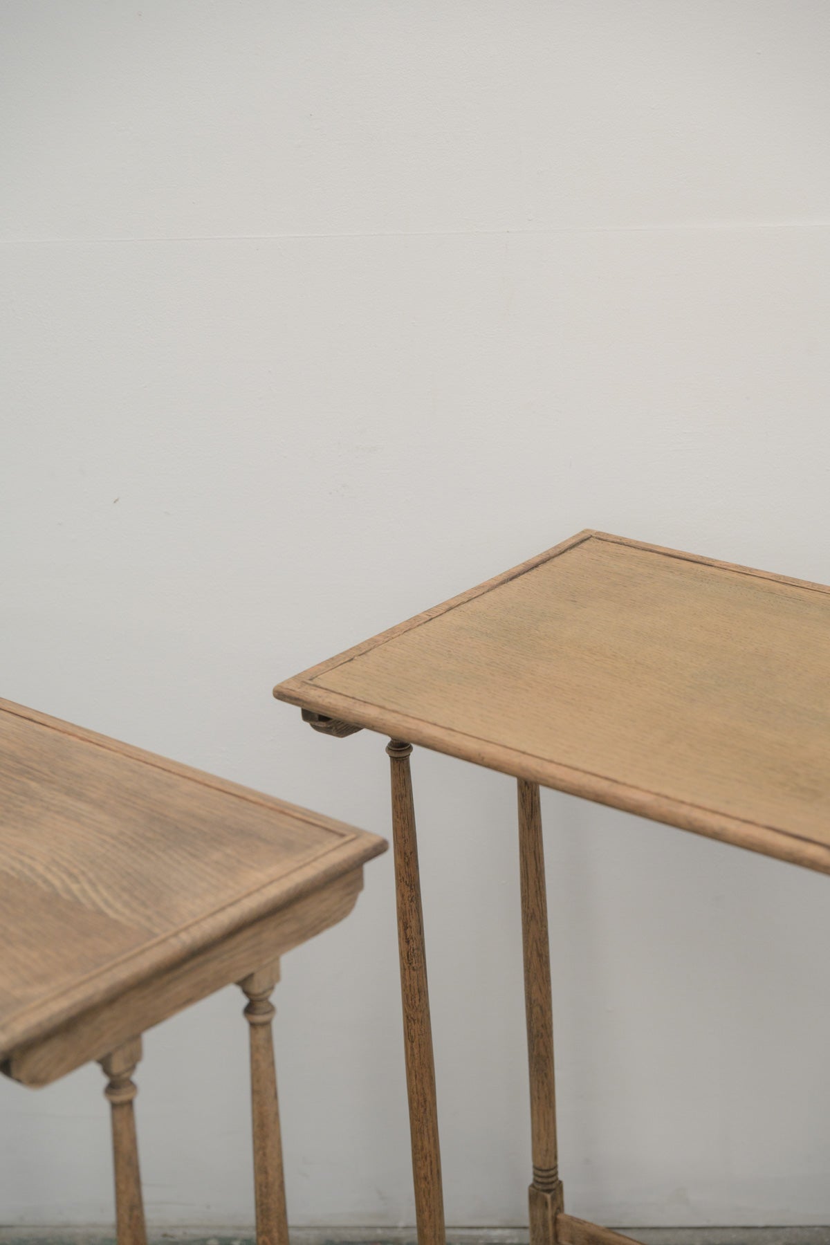 #0822 nest table