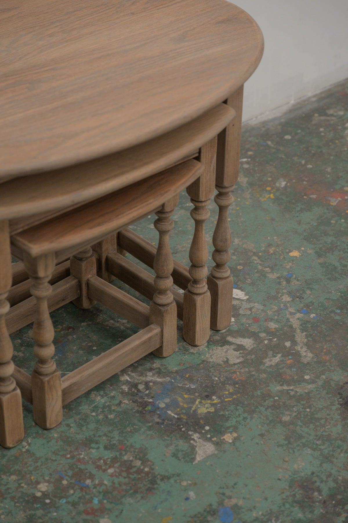 #0823 nest table