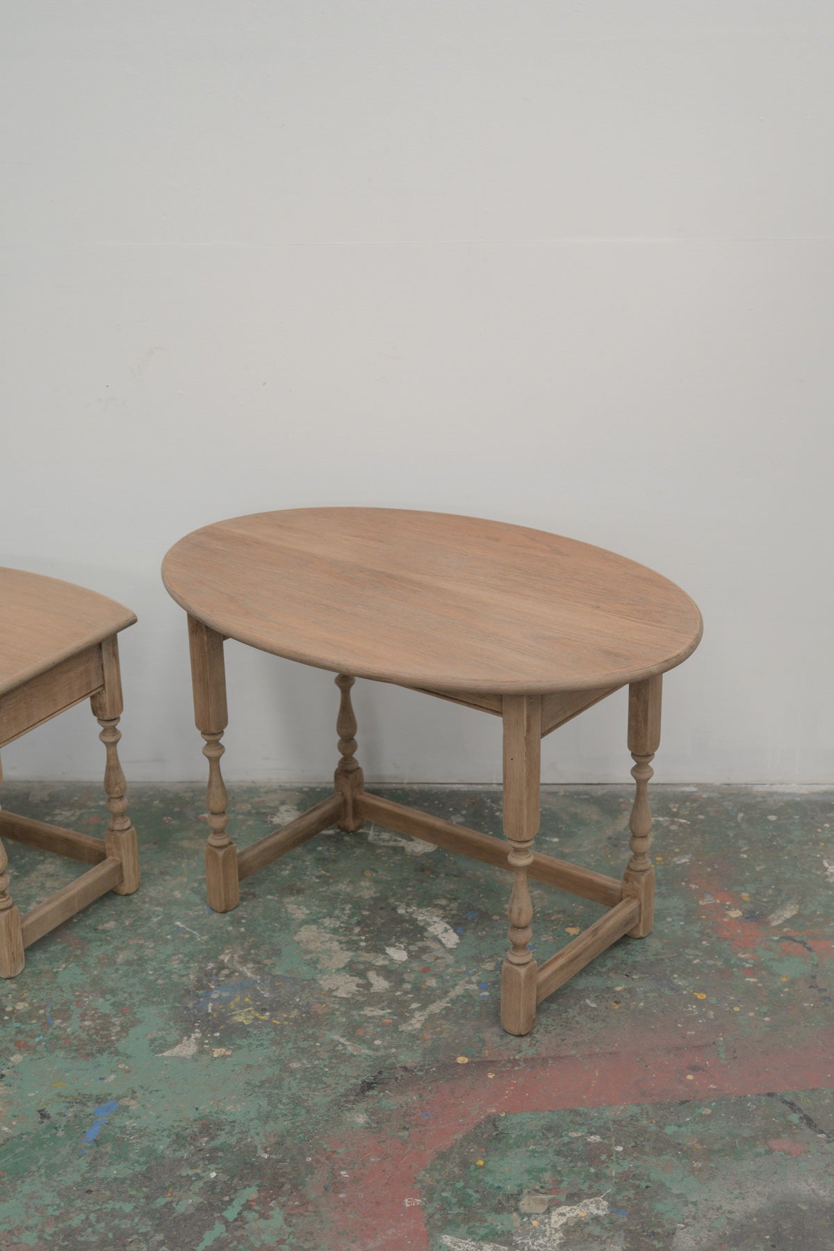 #0823 nest table