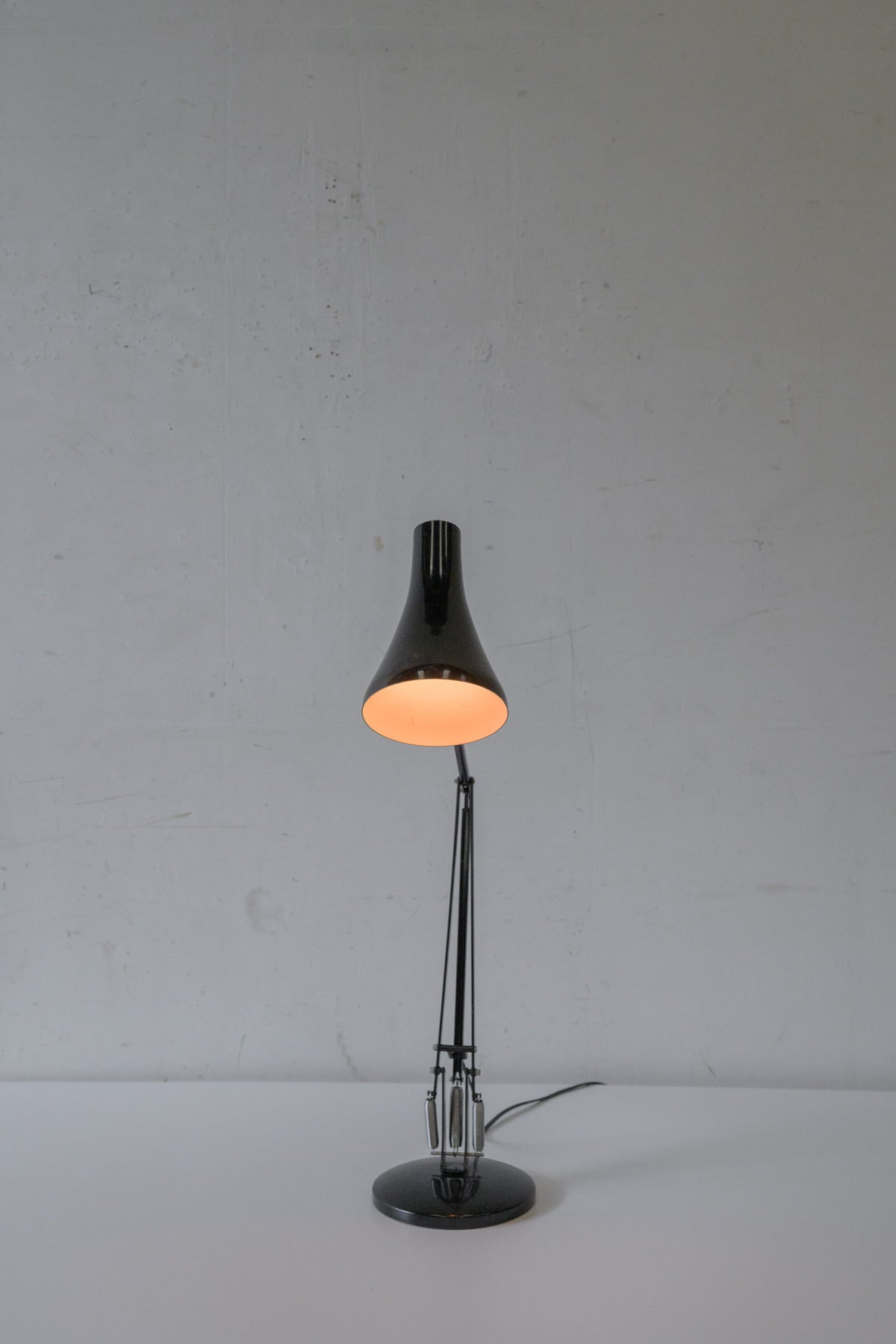 #0355 desk lamp
