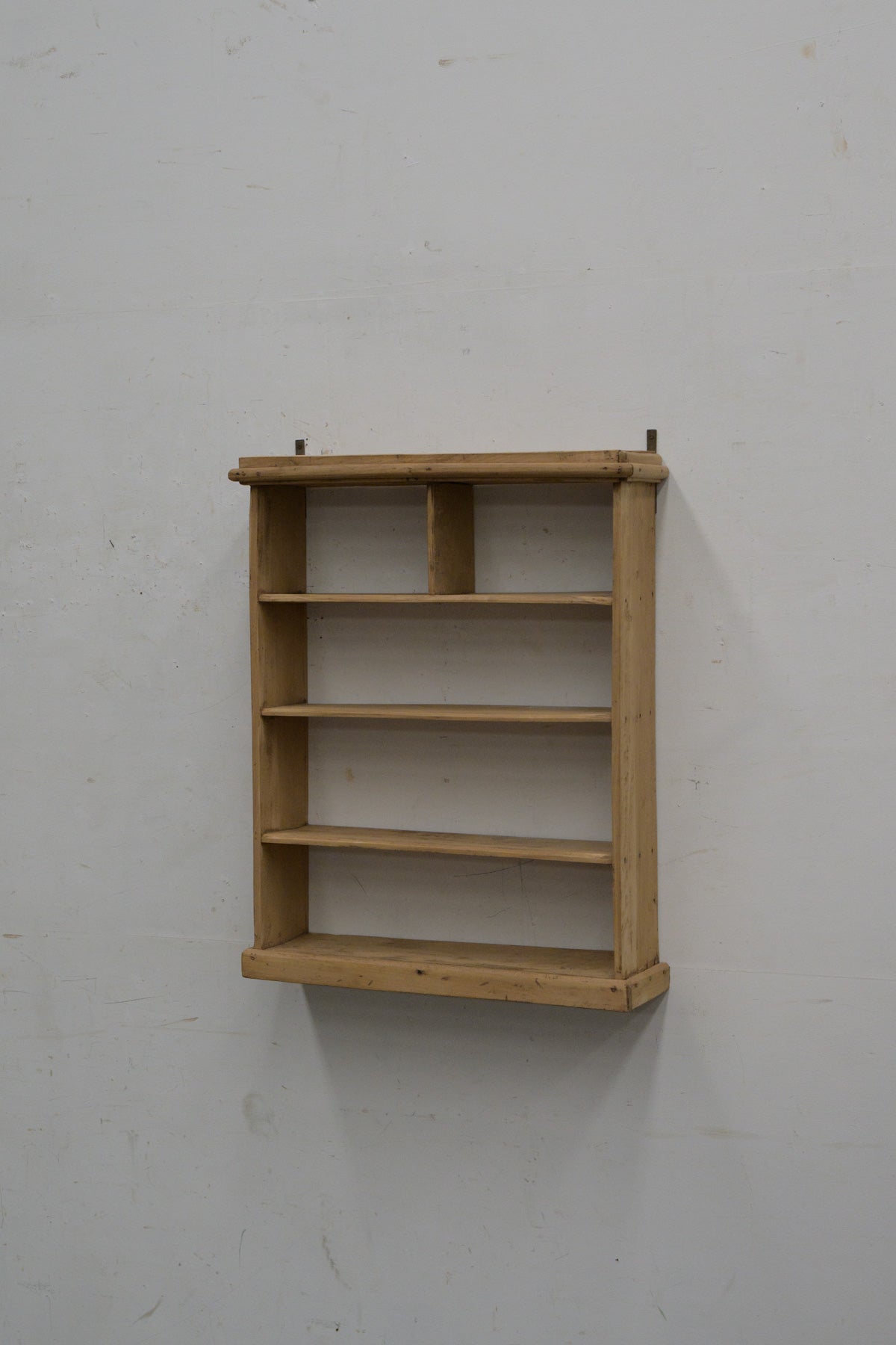 #0360 shelf