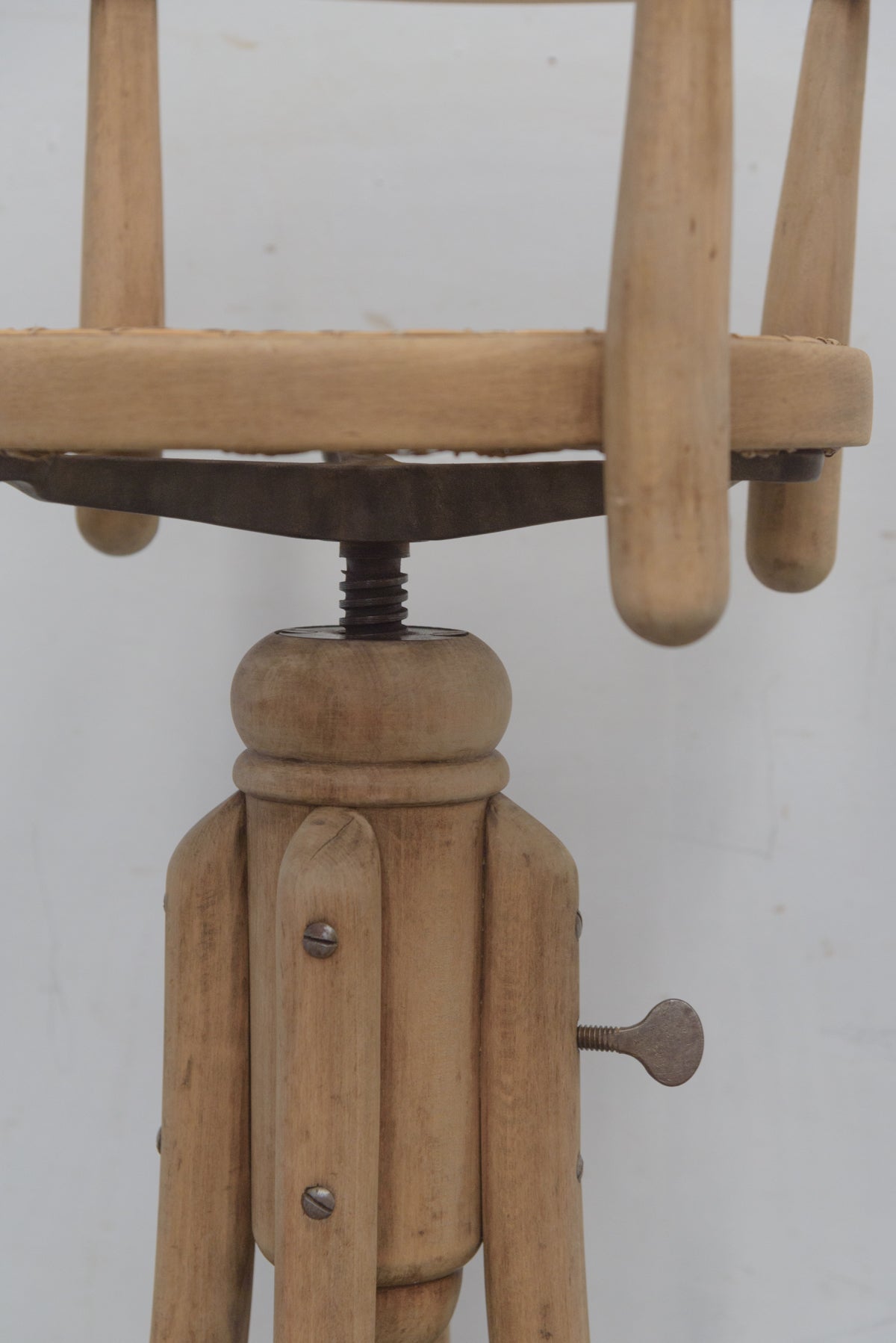 #9158 chair