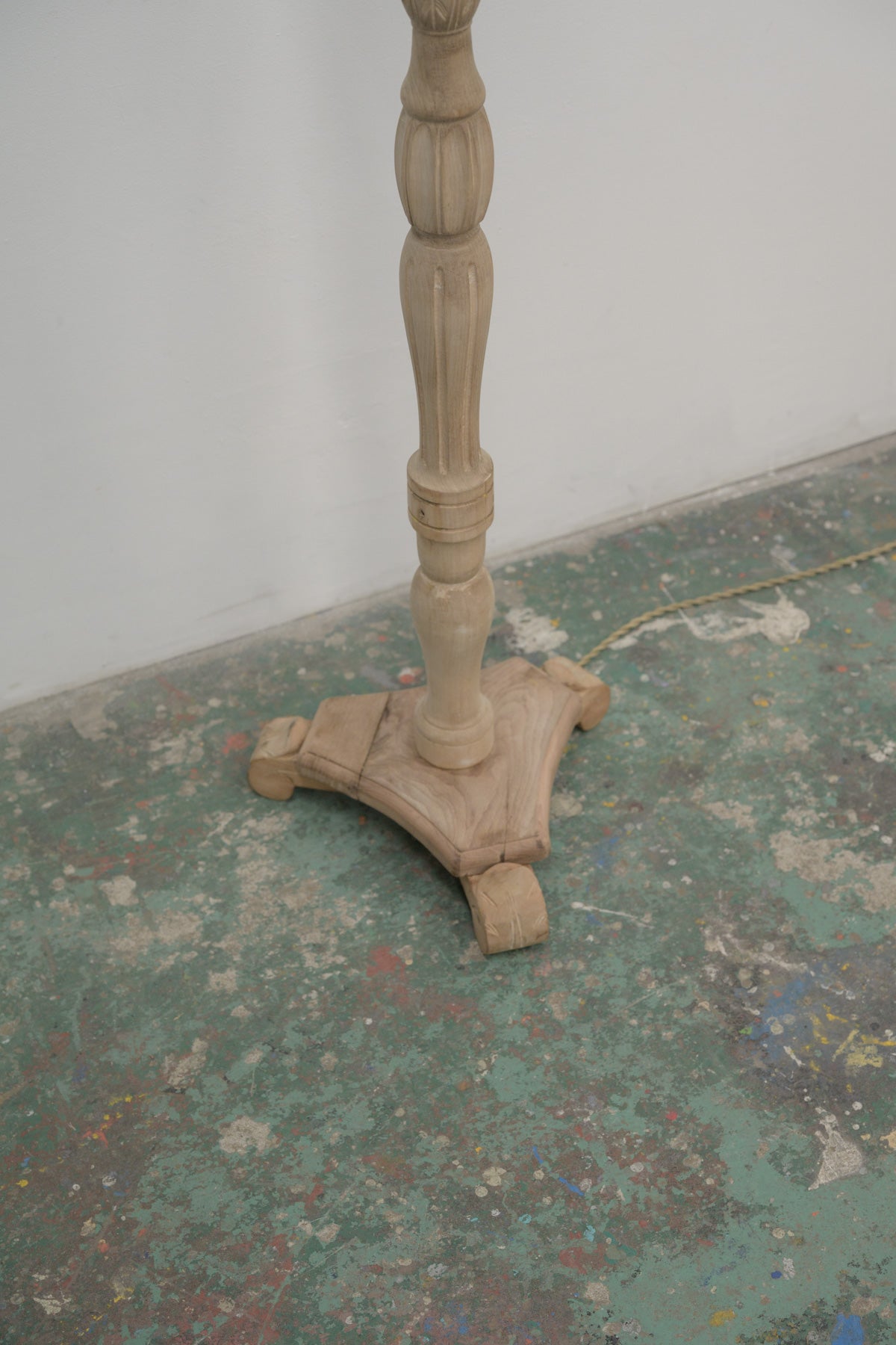 #0831 floor lamp