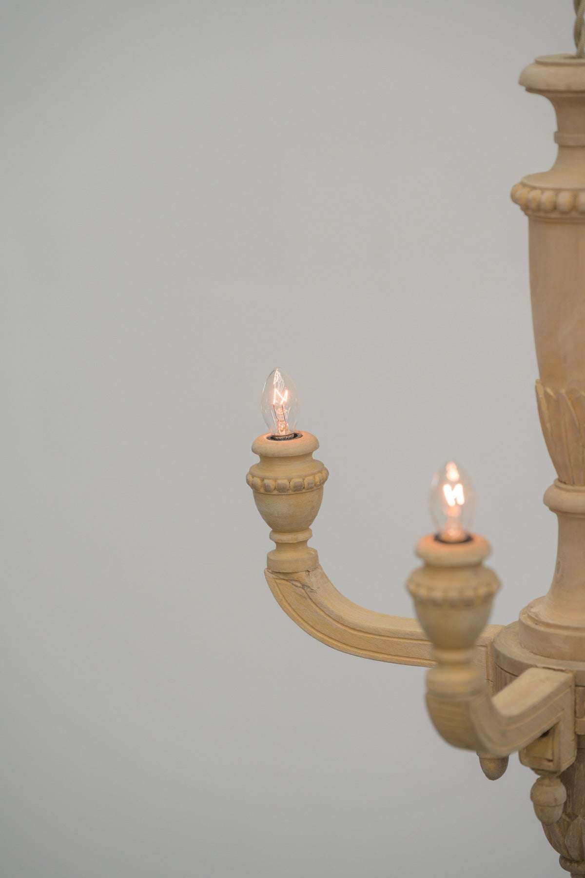 #0834 chandelier