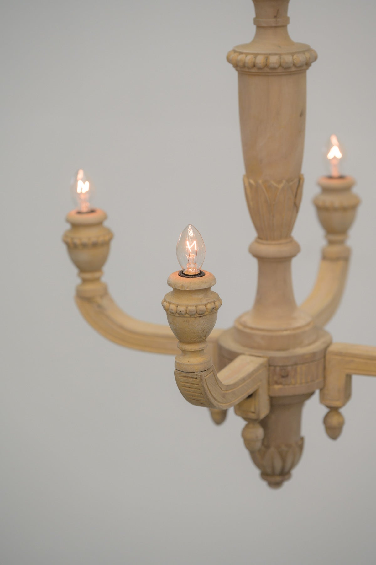 #0834 chandelier