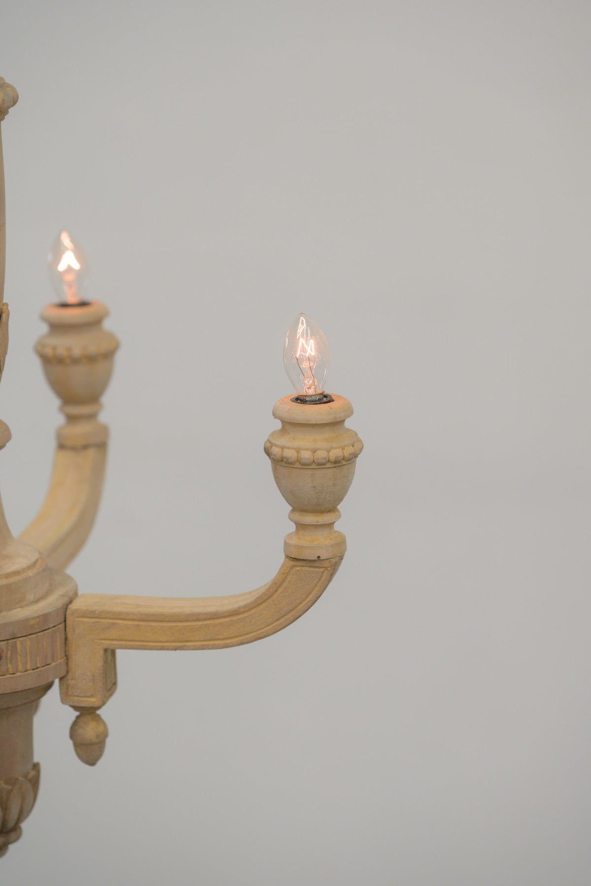 #0834 chandelier