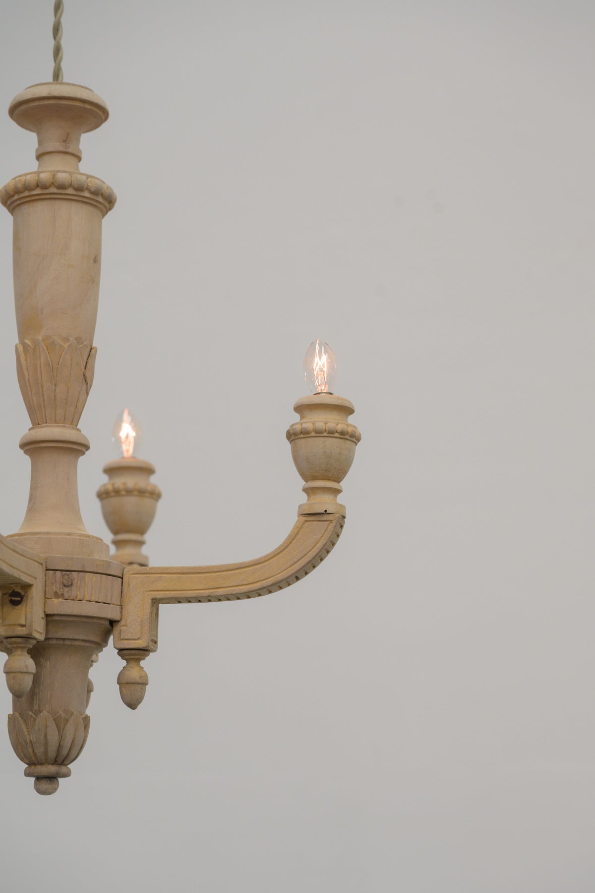 #0834 chandelier