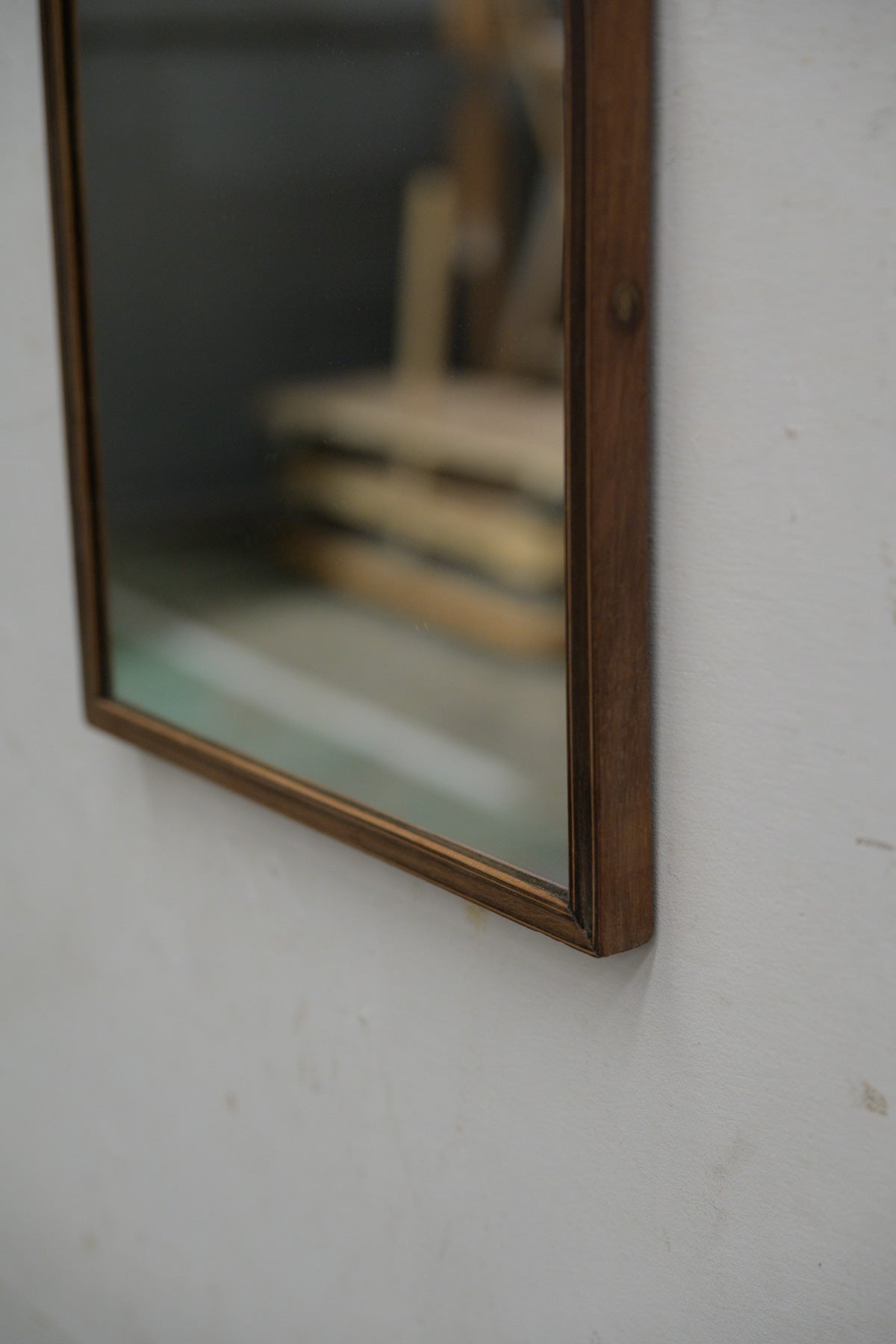#0370 mirror
