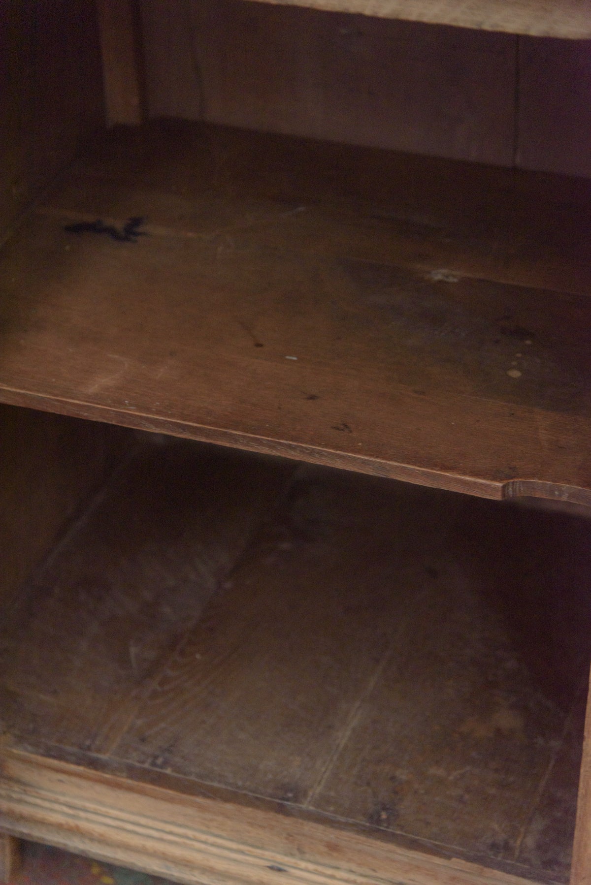 #8786 cabinet