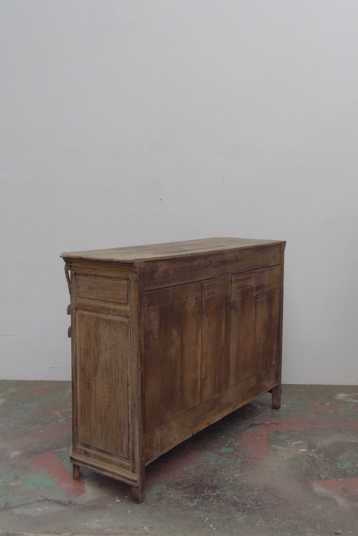 #8786 cabinet