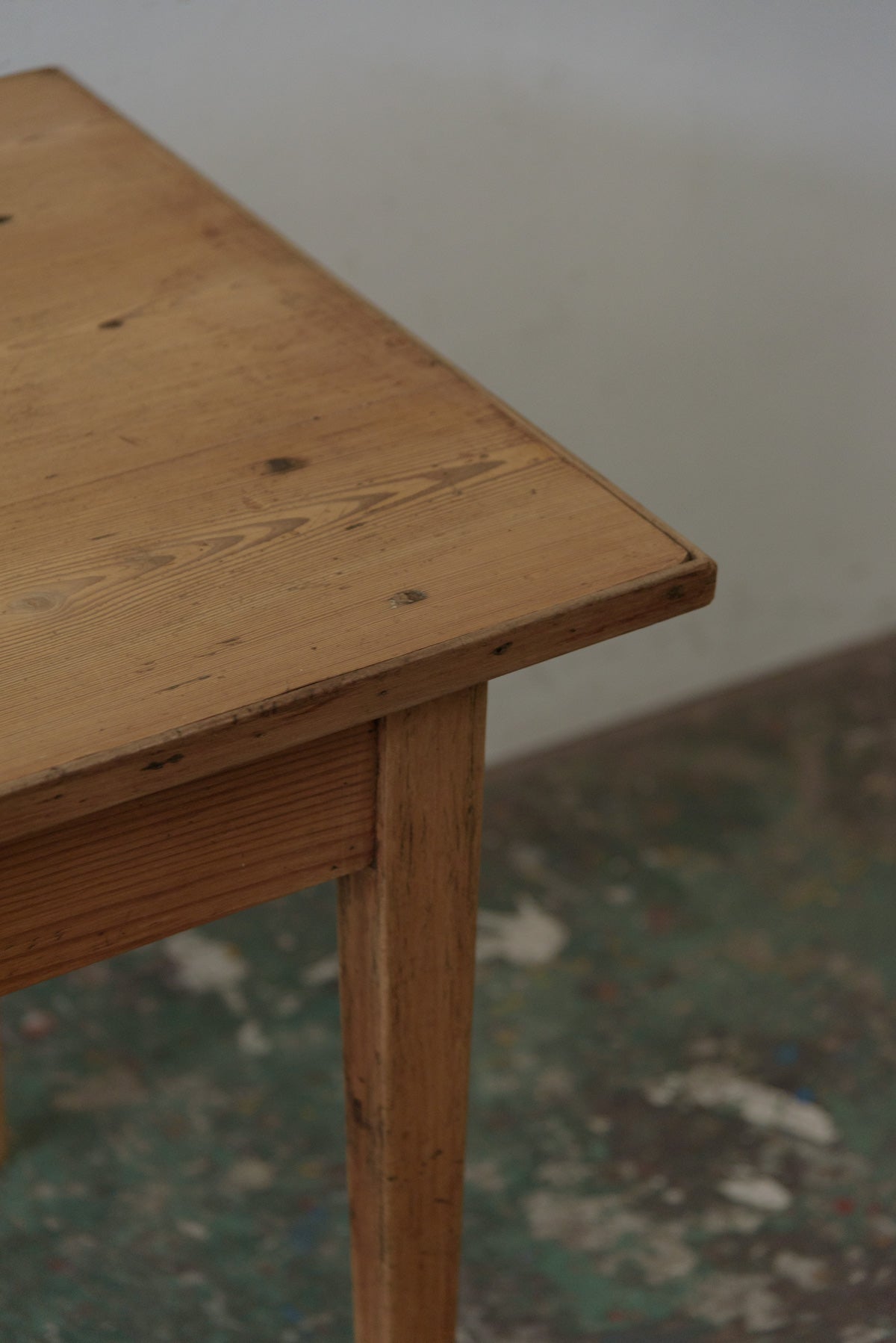 #9878 table