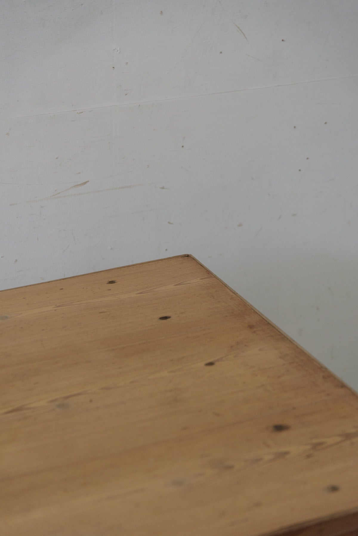 #9878 table