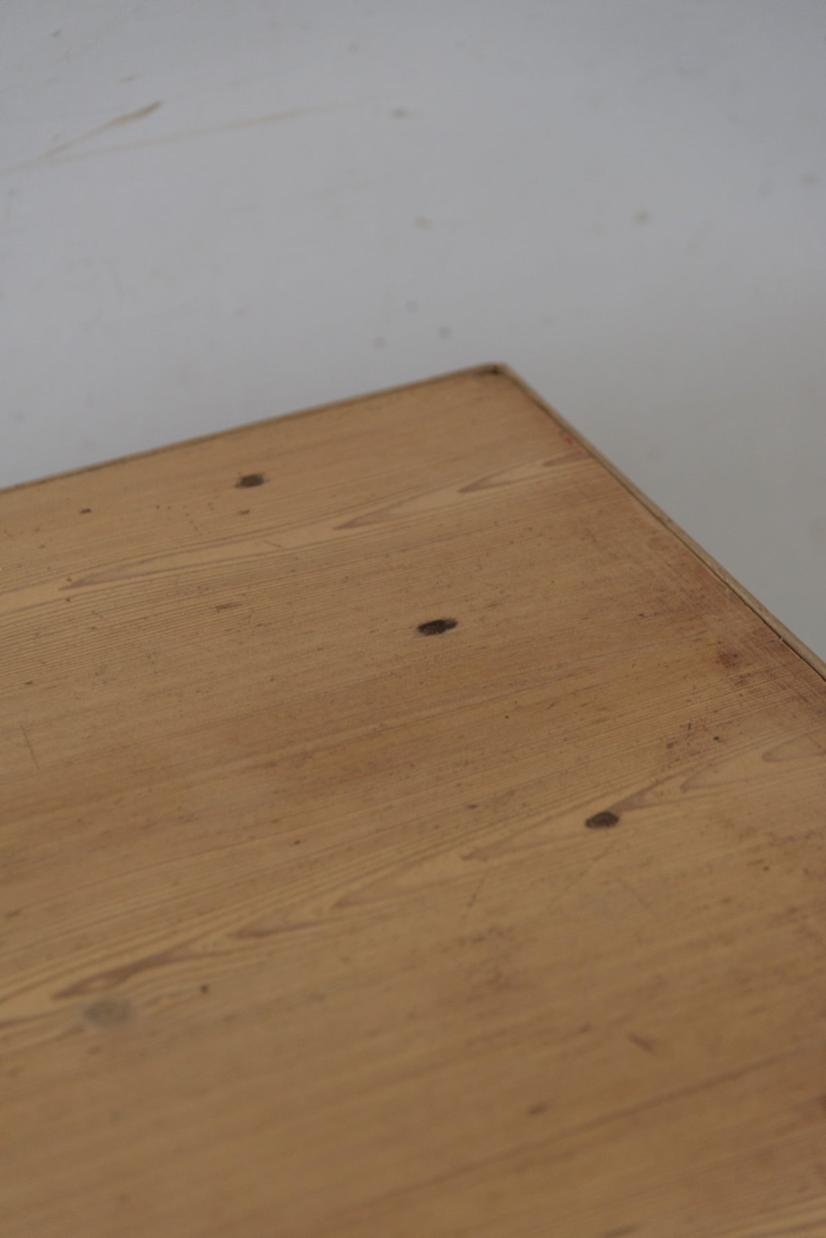 #9878 table