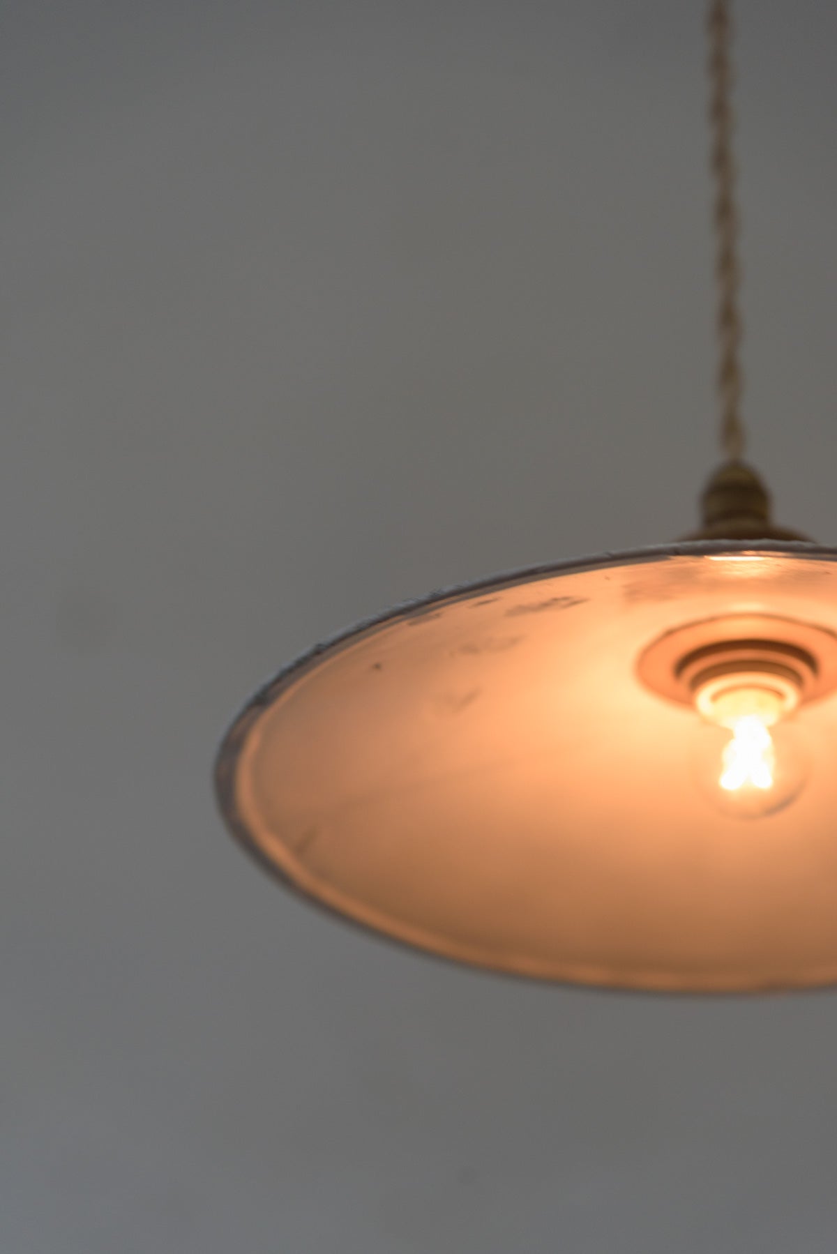 #9880 pendant lamp