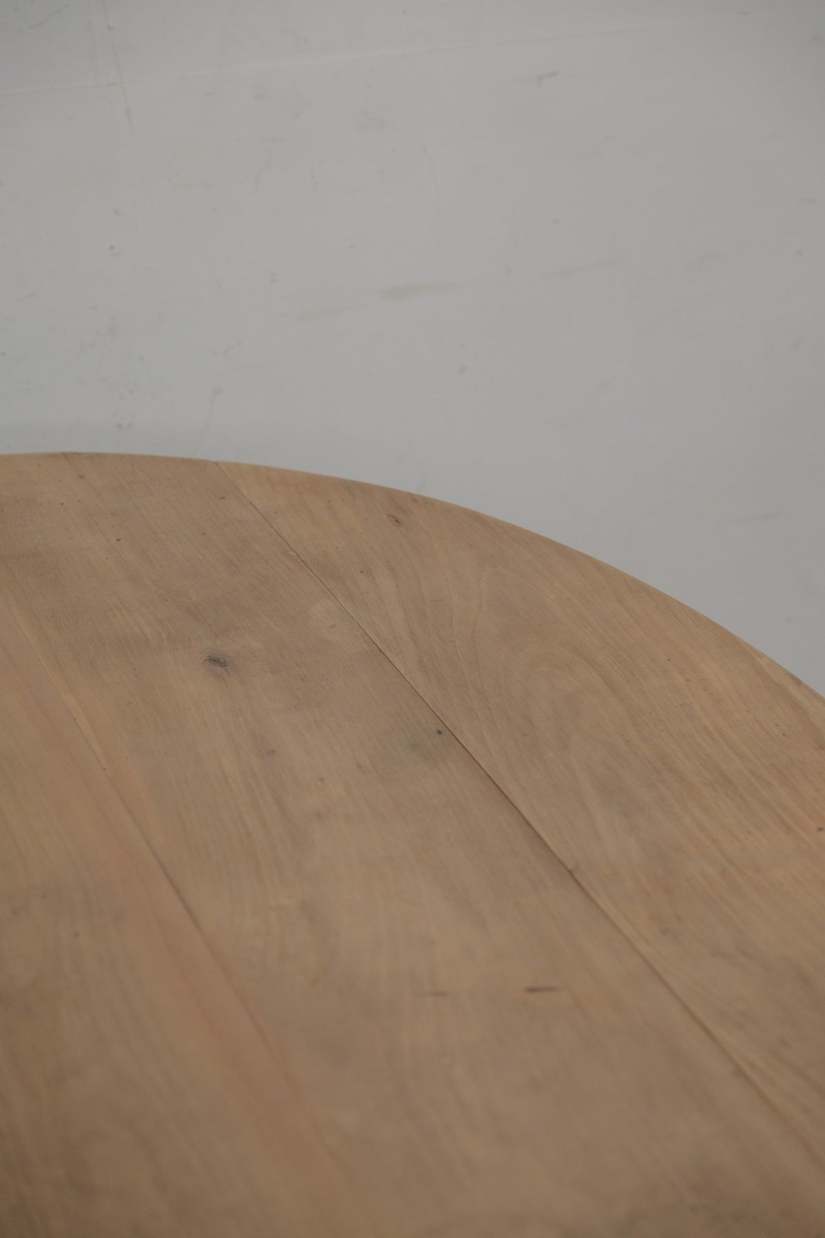 #0401 butterfly table