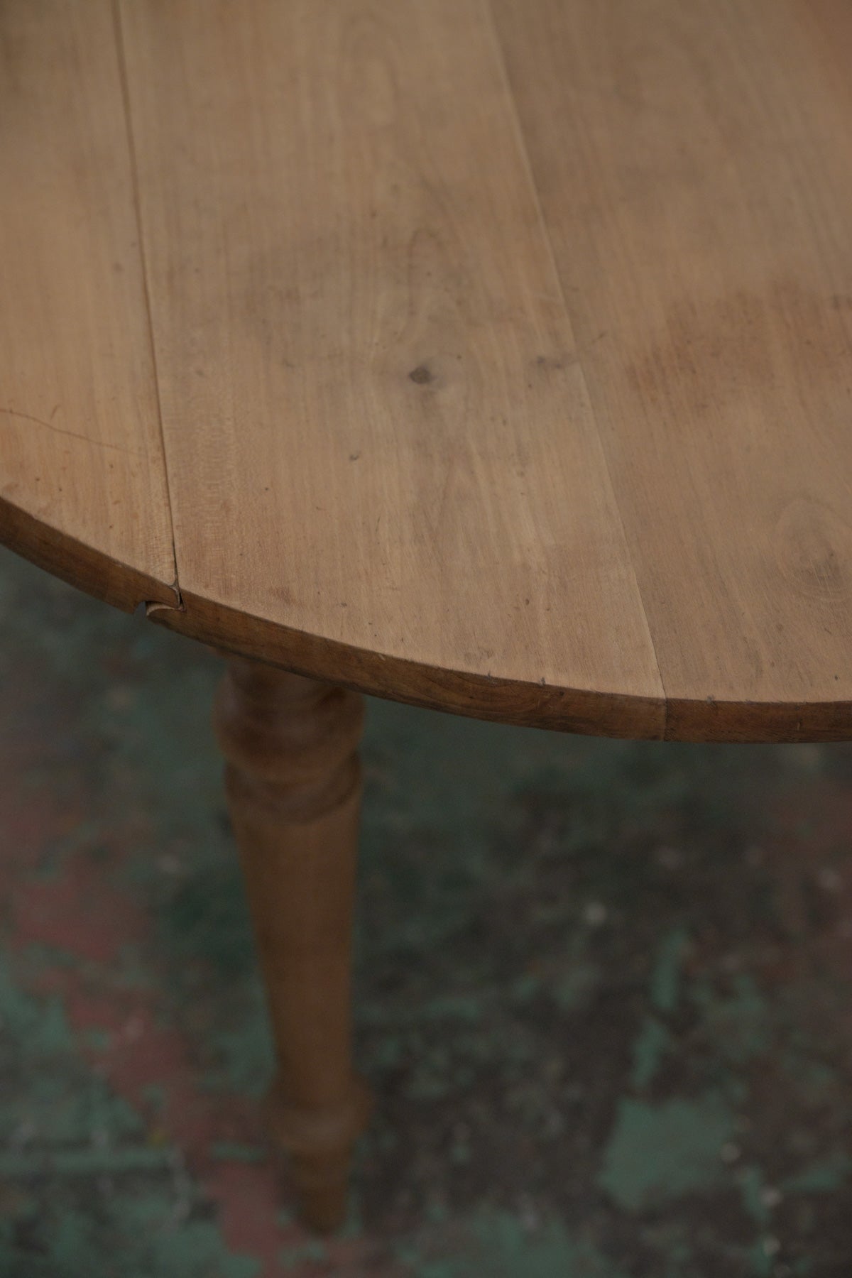 #0401 butterfly table