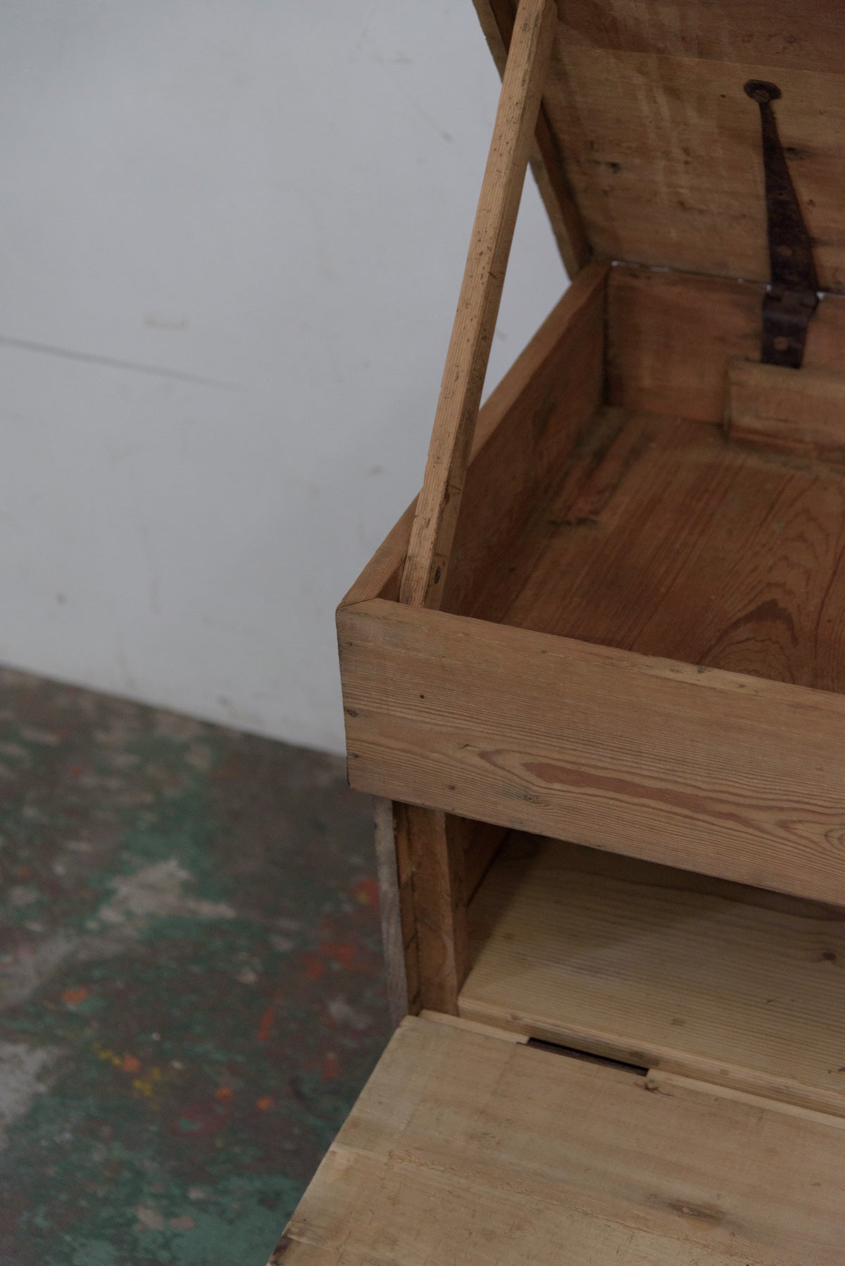 #9898 box