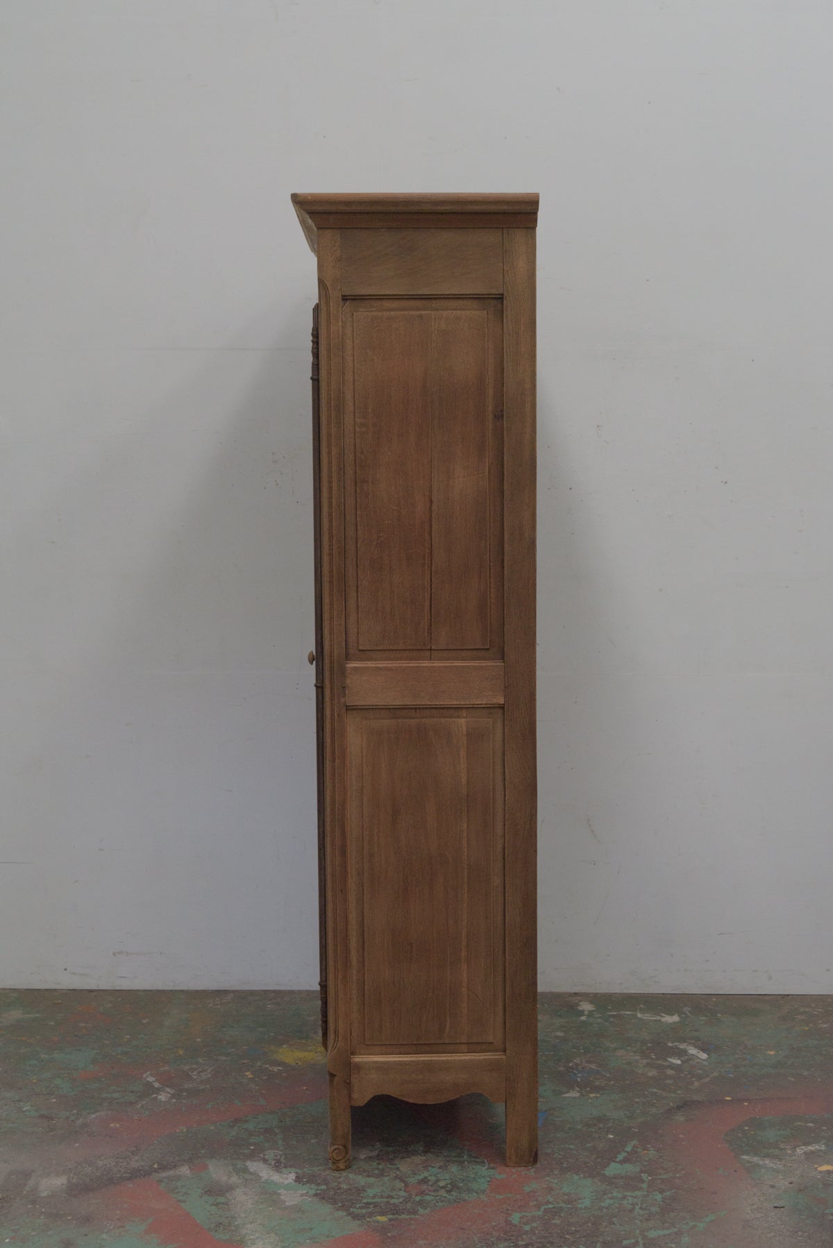 #9189 cabinet