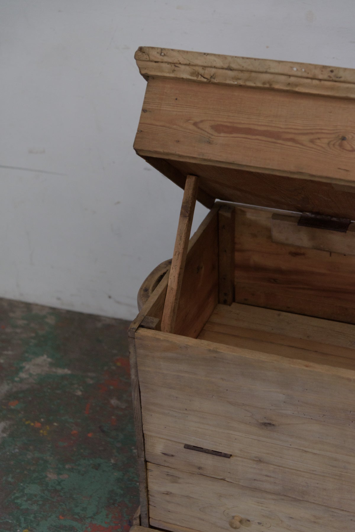 #9898 box