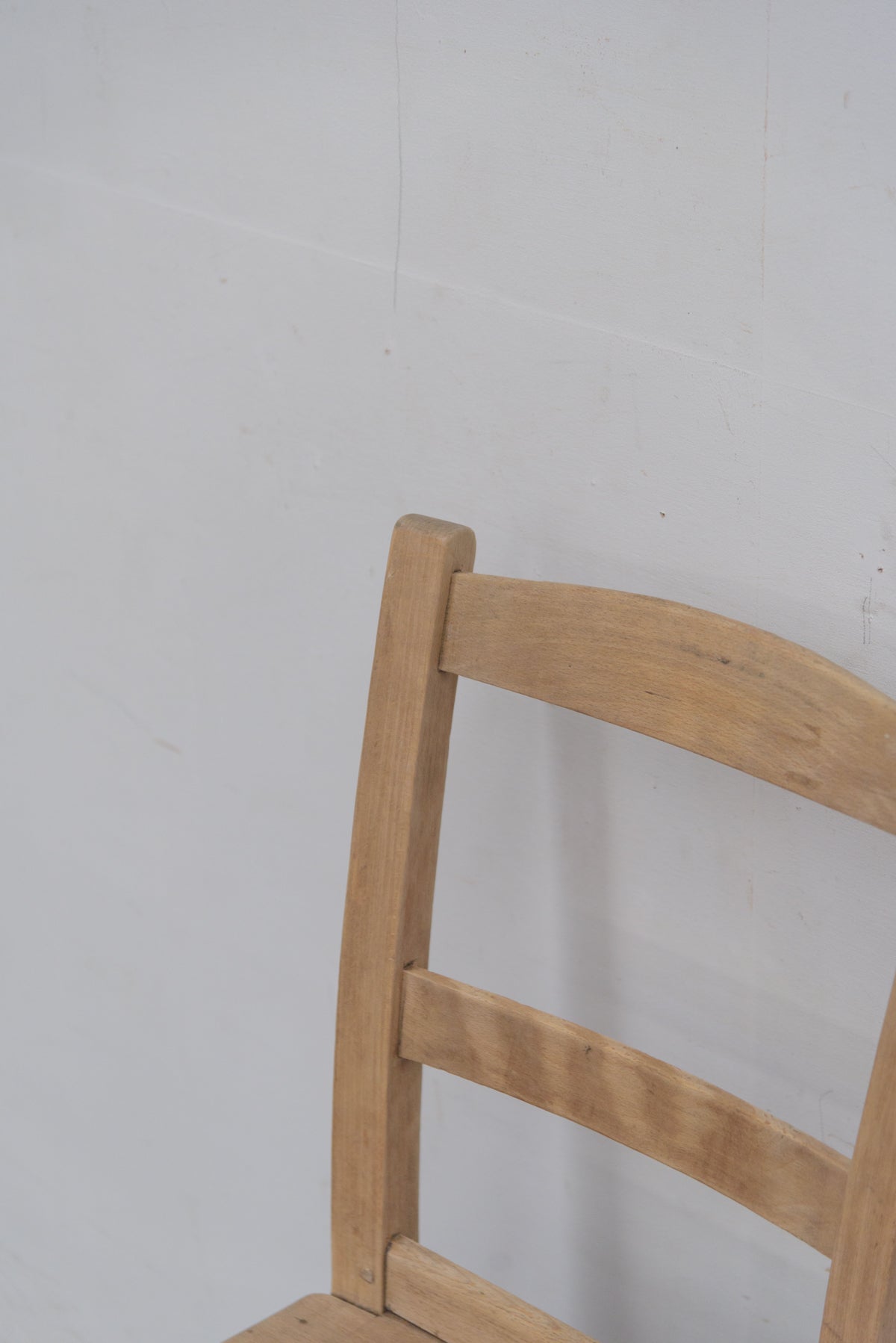 #8810 chair