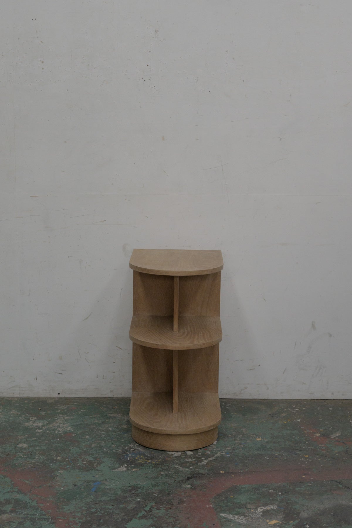 #0417 shelf