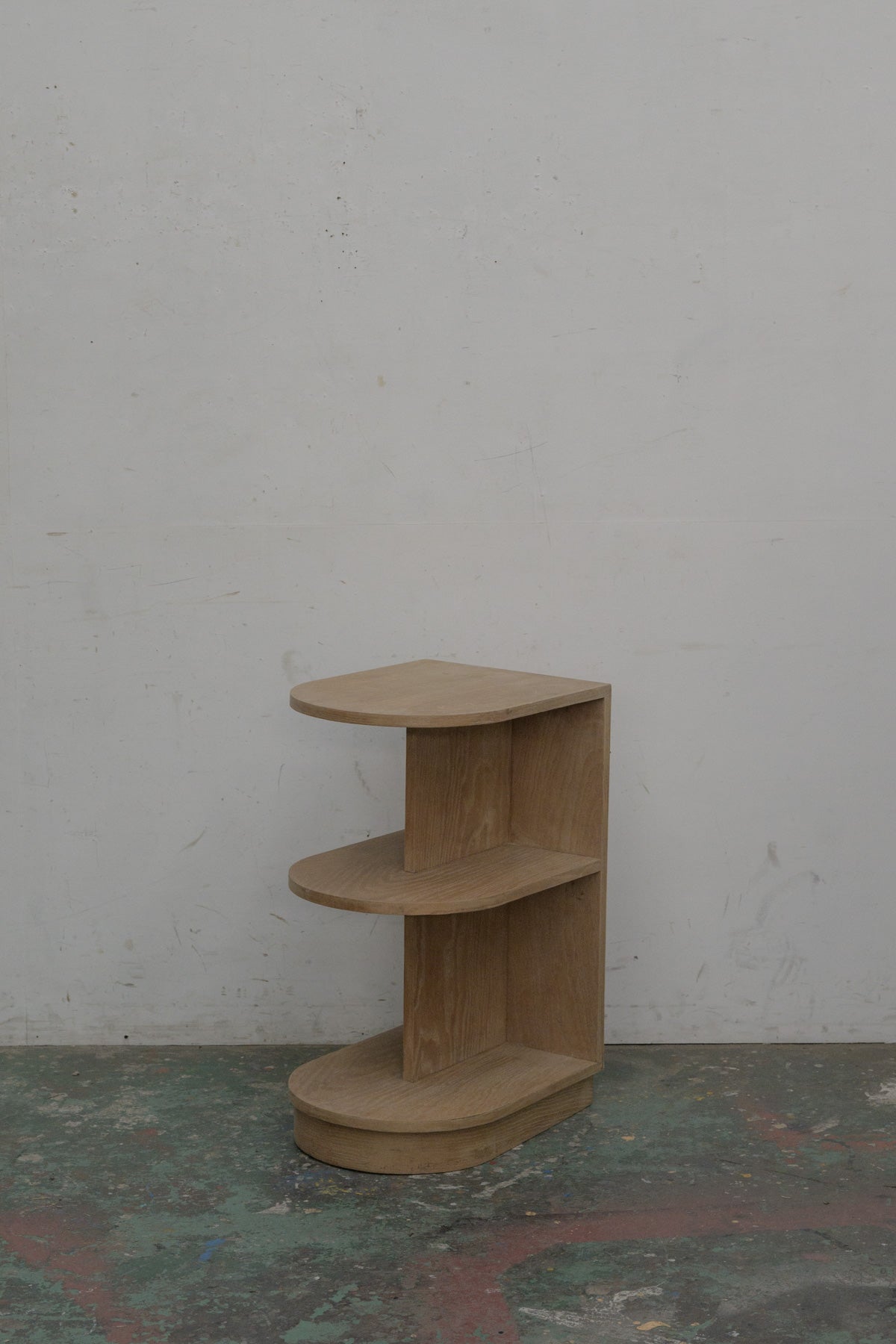 #0417 shelf