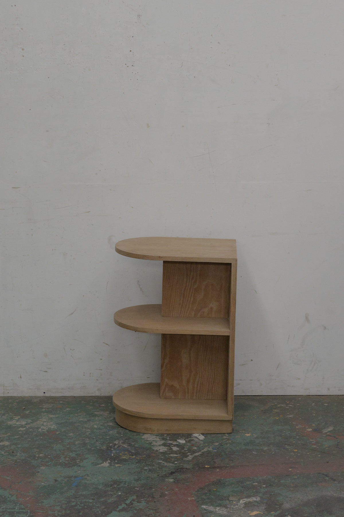 #0417 shelf