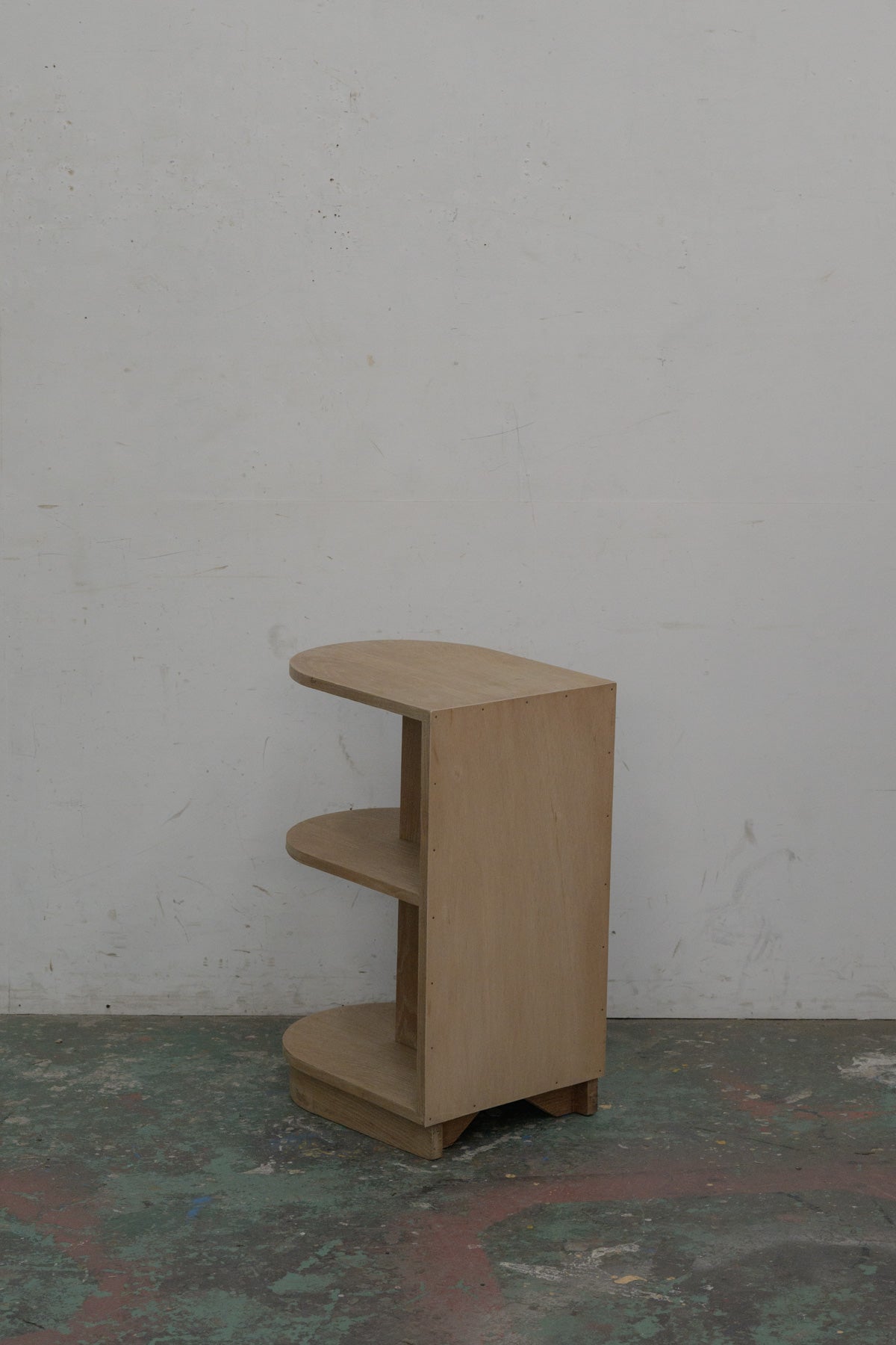 #0417 shelf