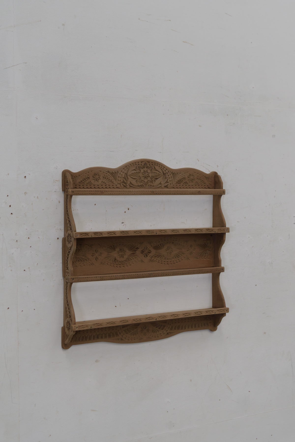 #9910 wall shelf