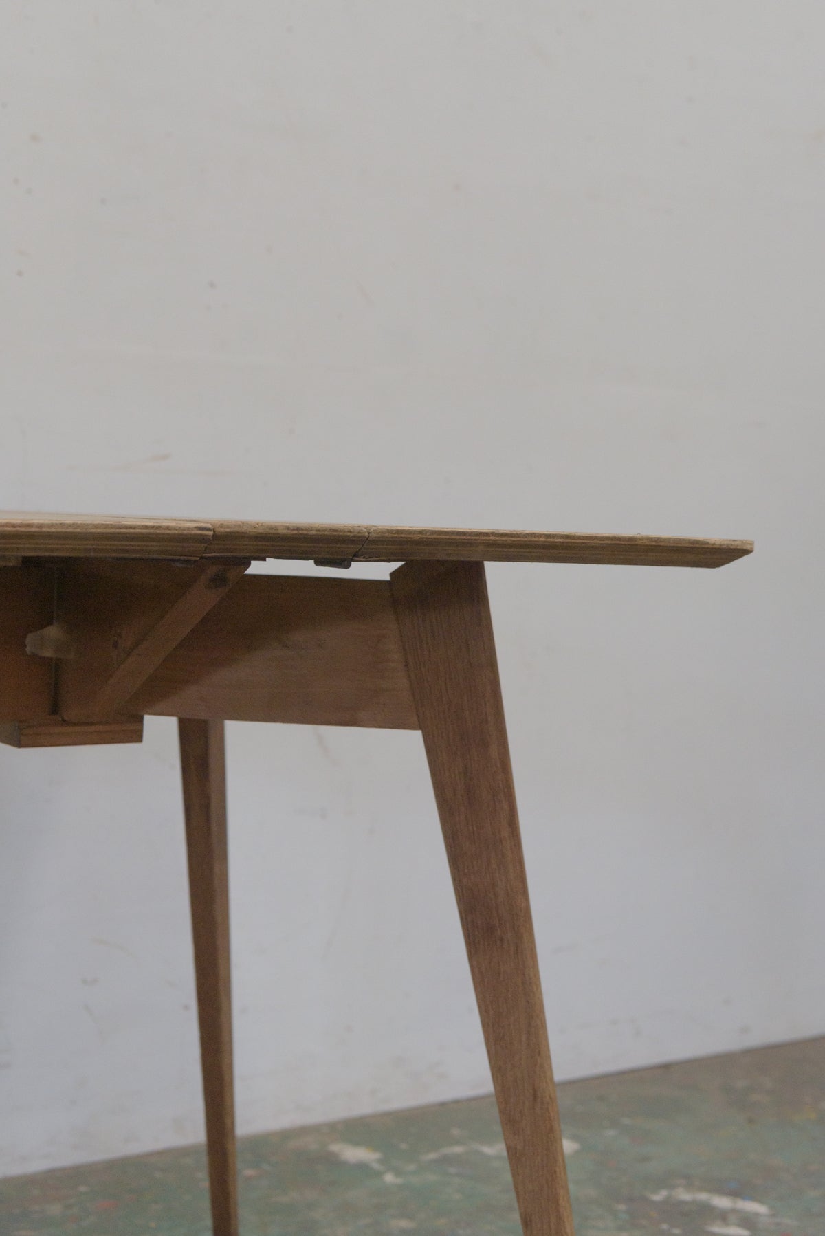 #9206 folding table