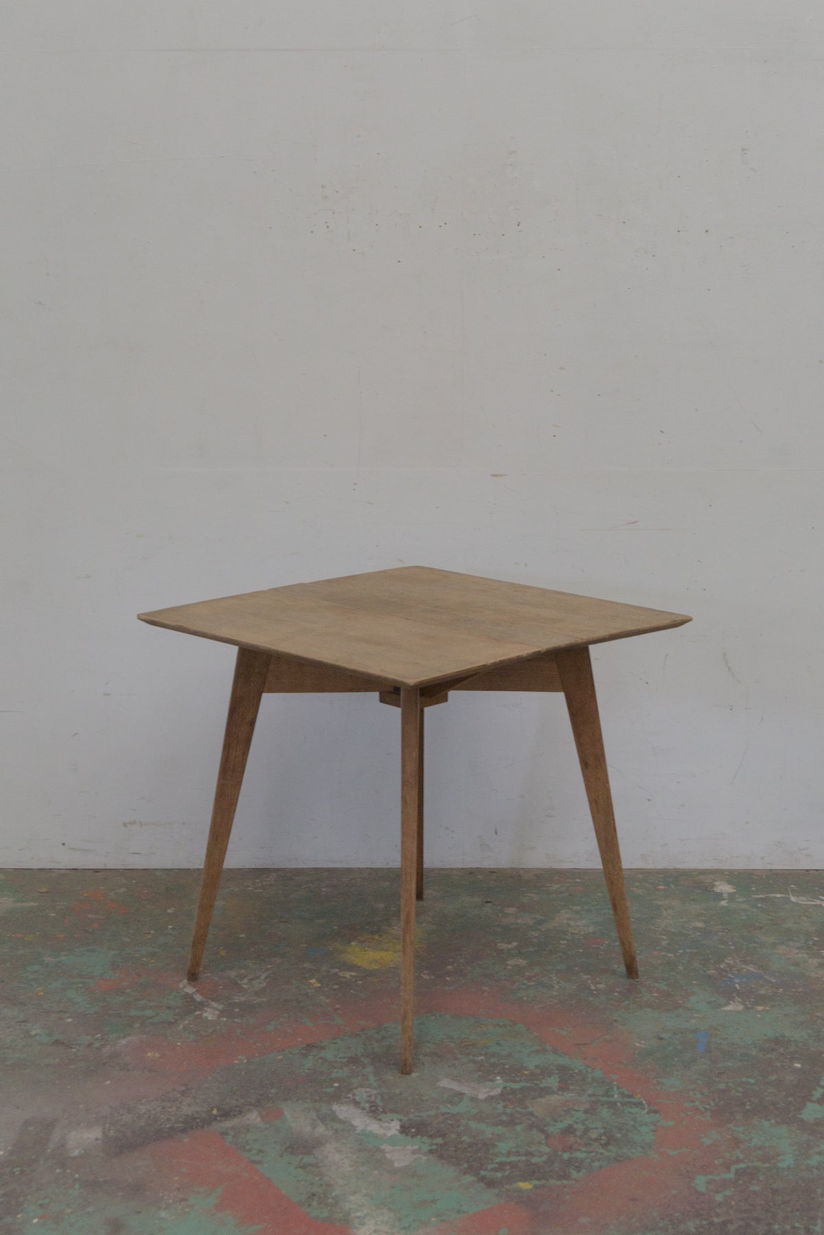 #9206 folding table