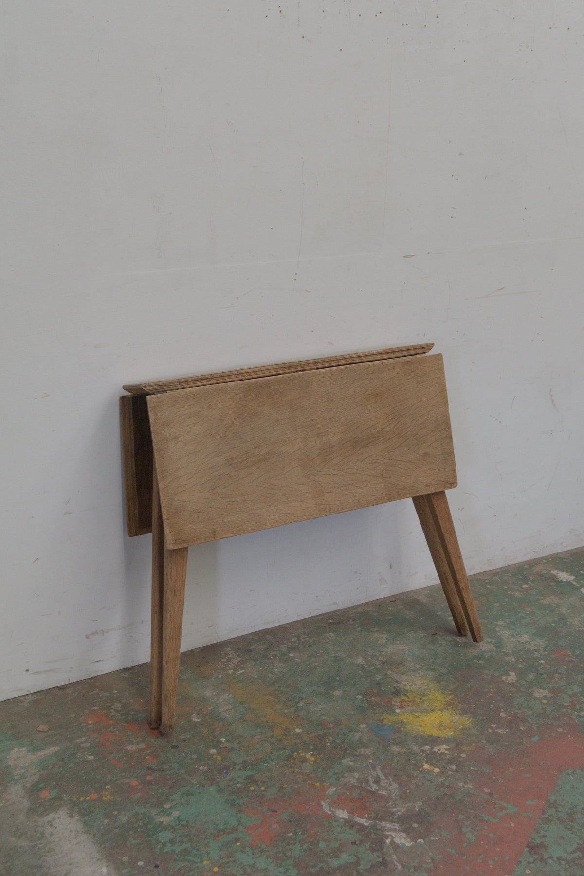 #9206 folding table