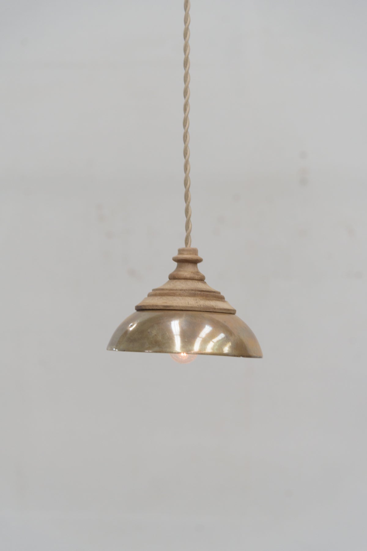 #8422 pendant lamp