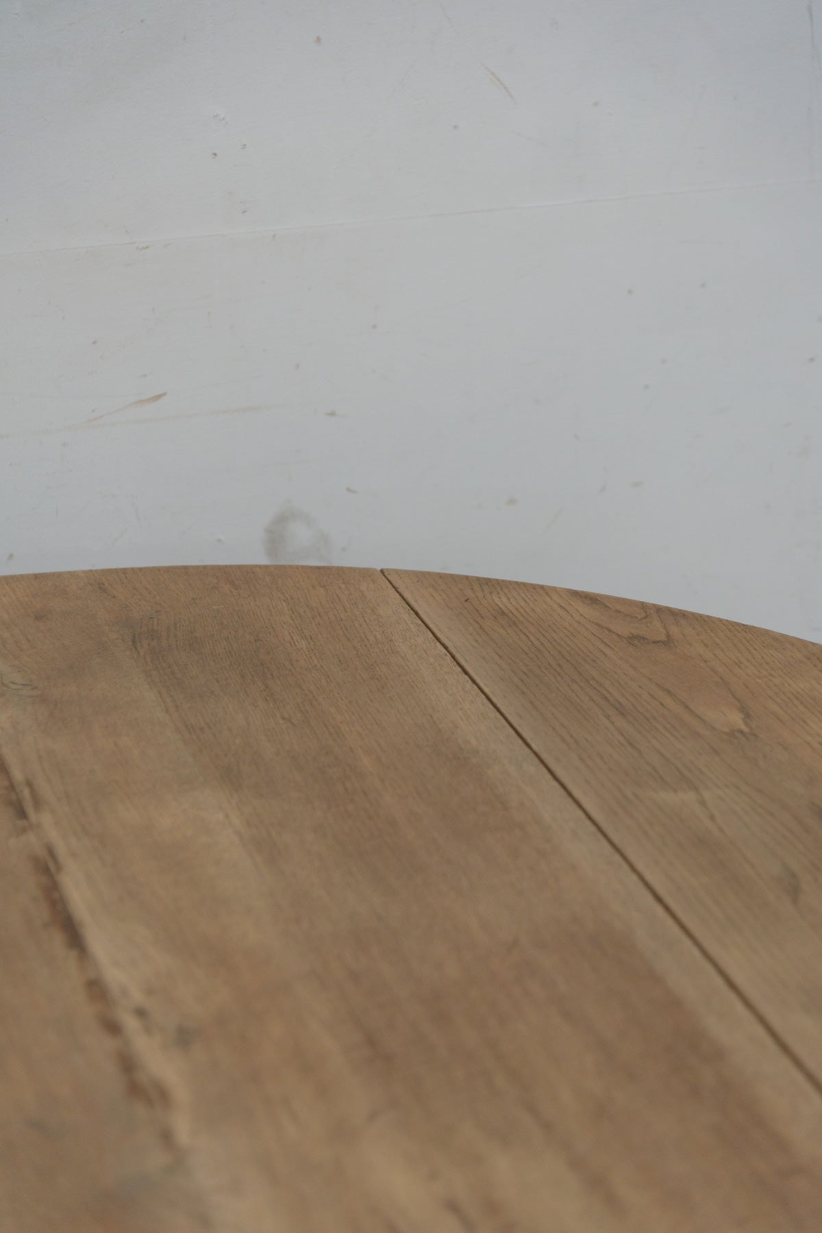 #9929 butterfly table