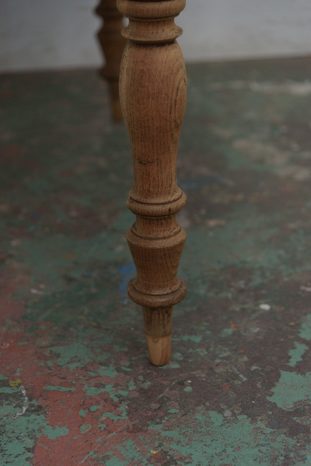 #9929 butterfly table