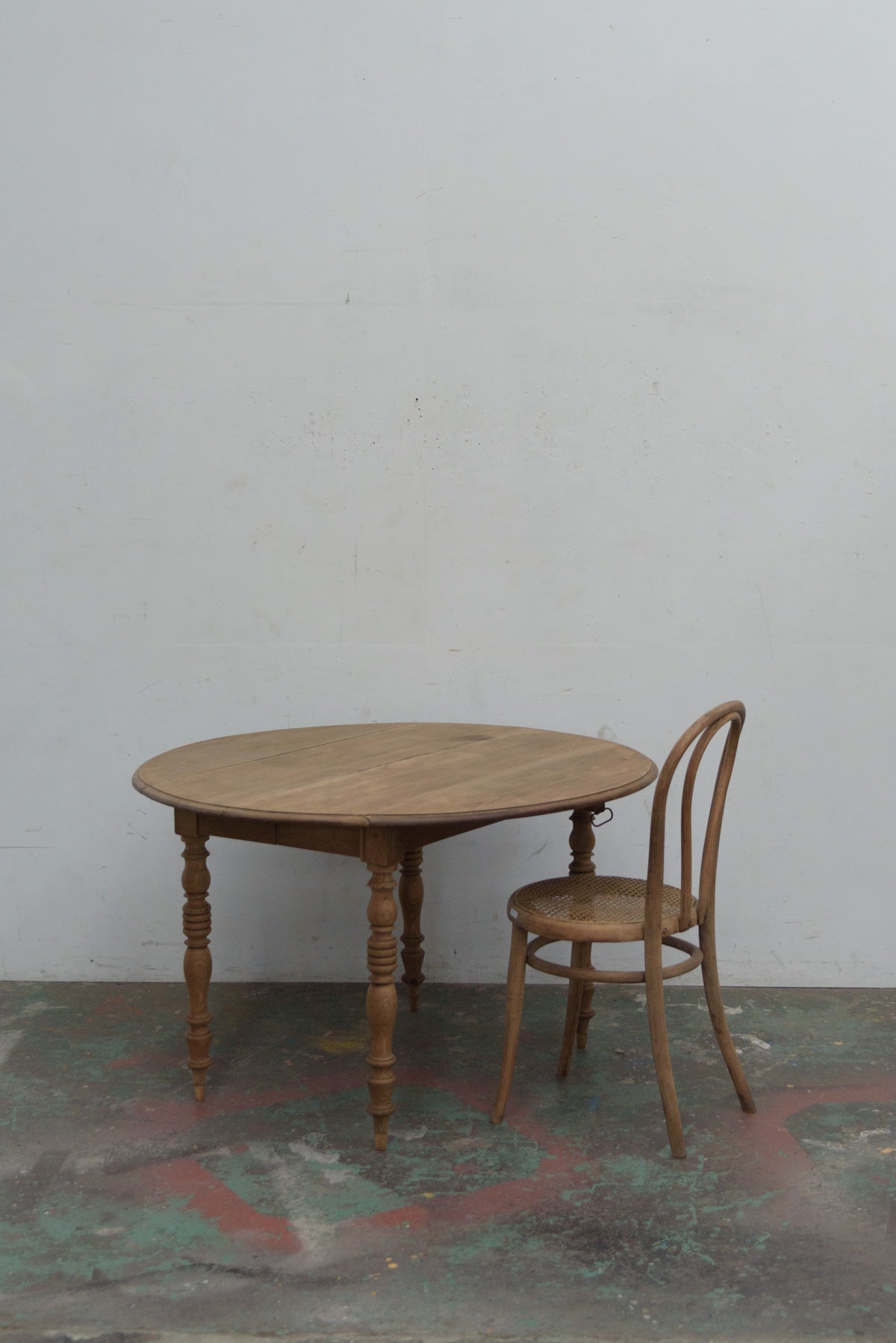 #9929 butterfly table