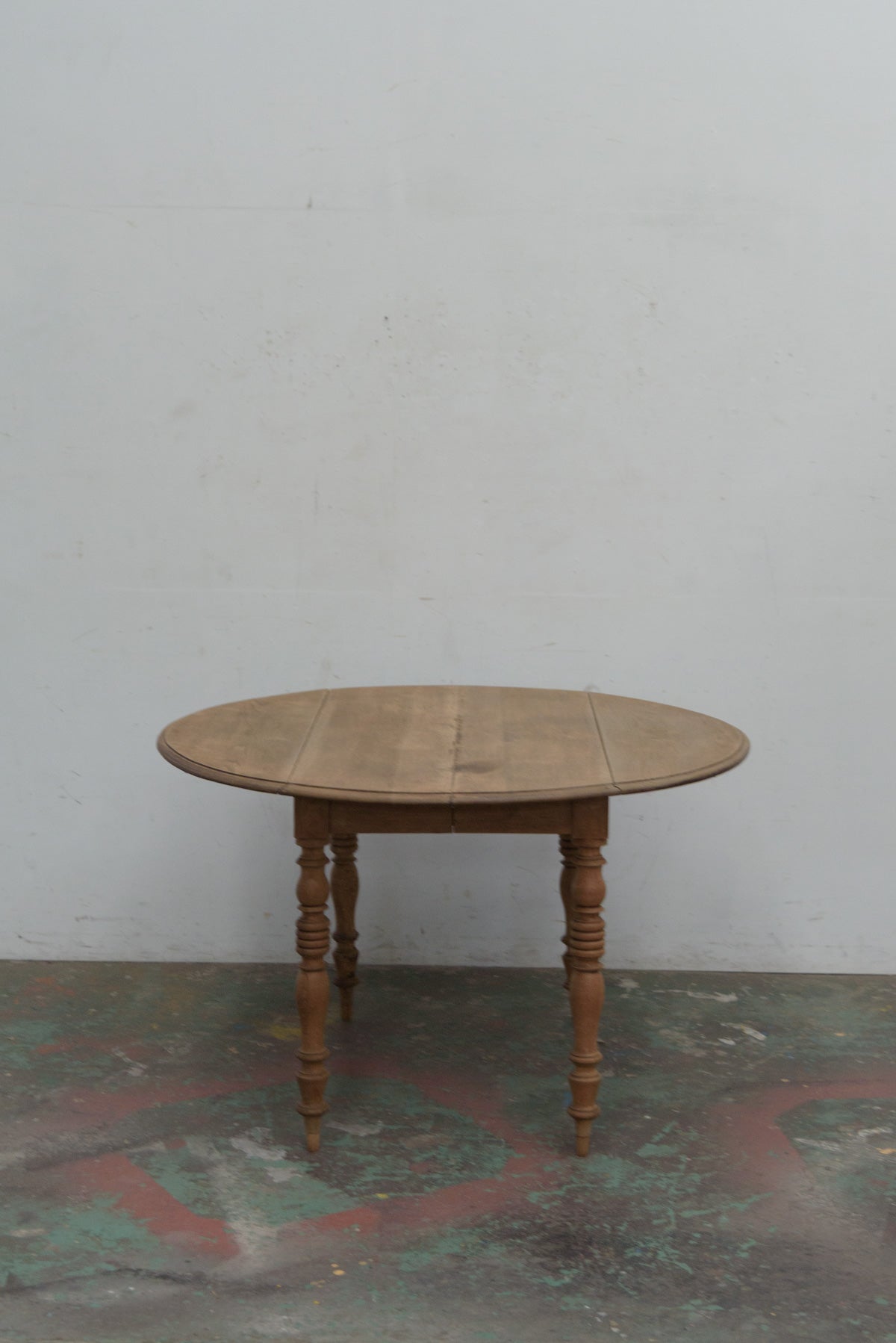 #9929 butterfly table