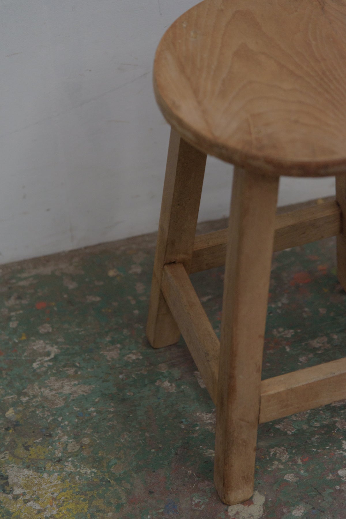 #8858 stool