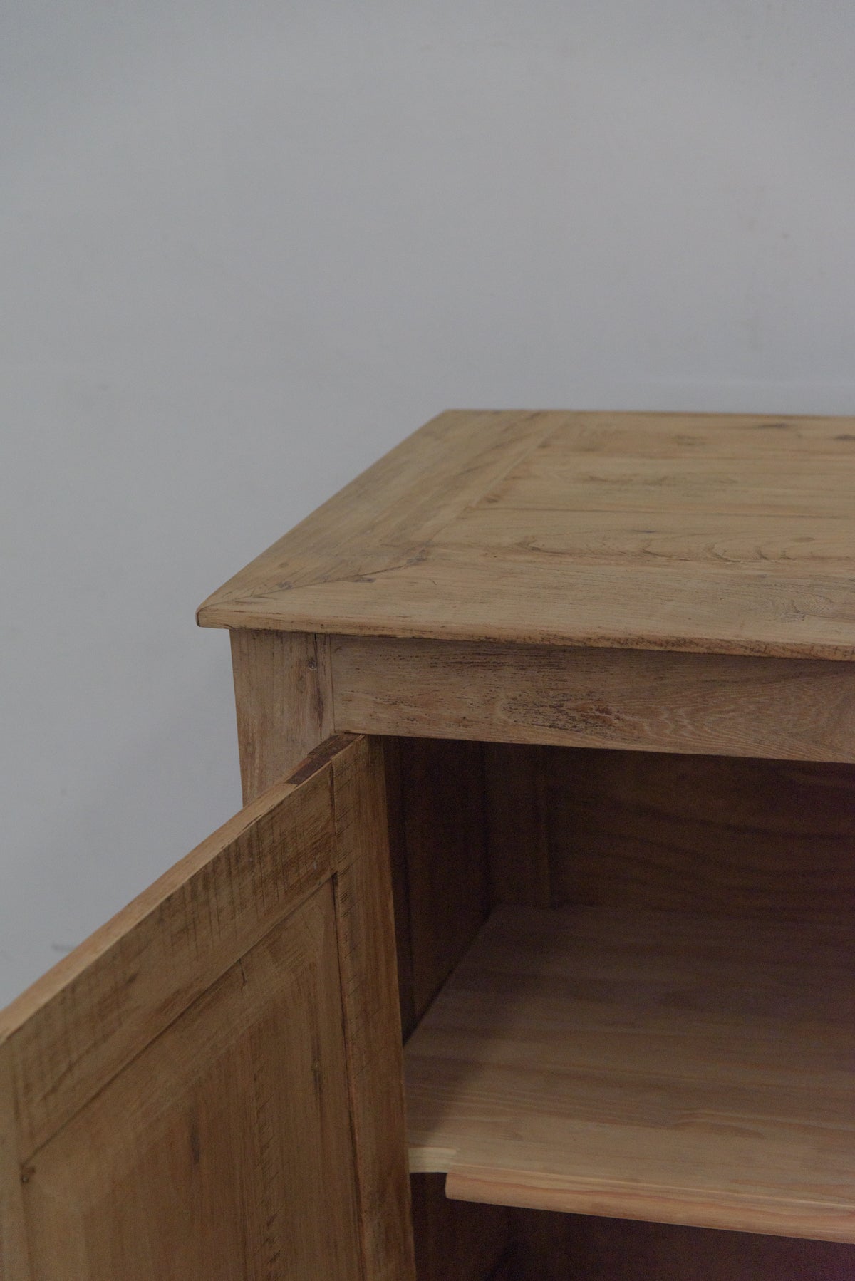 #9228 cabinet