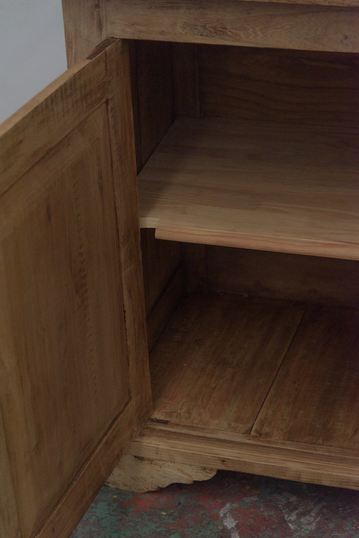 #9228 cabinet